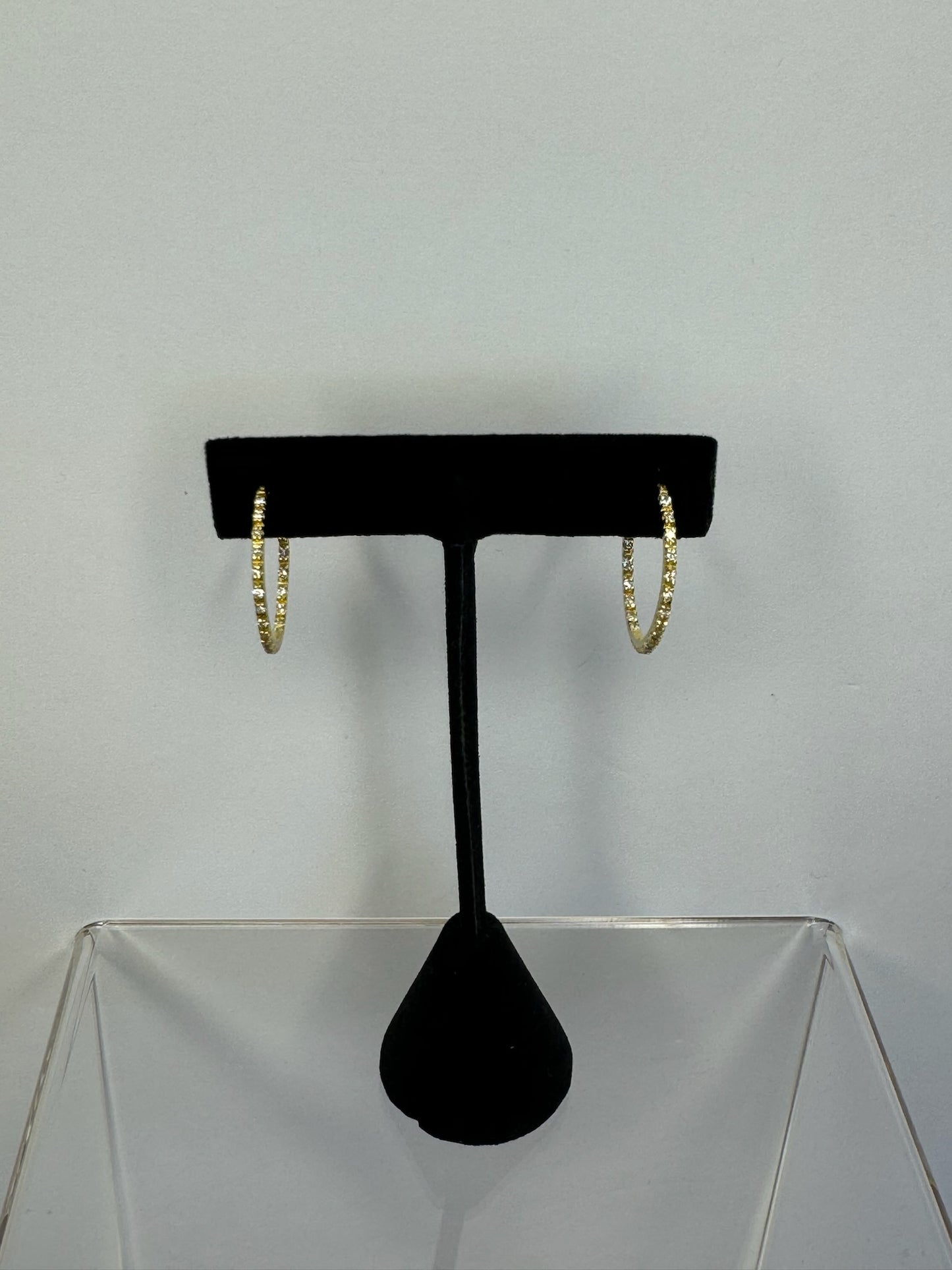 18K 0.35 CTW diam hoops