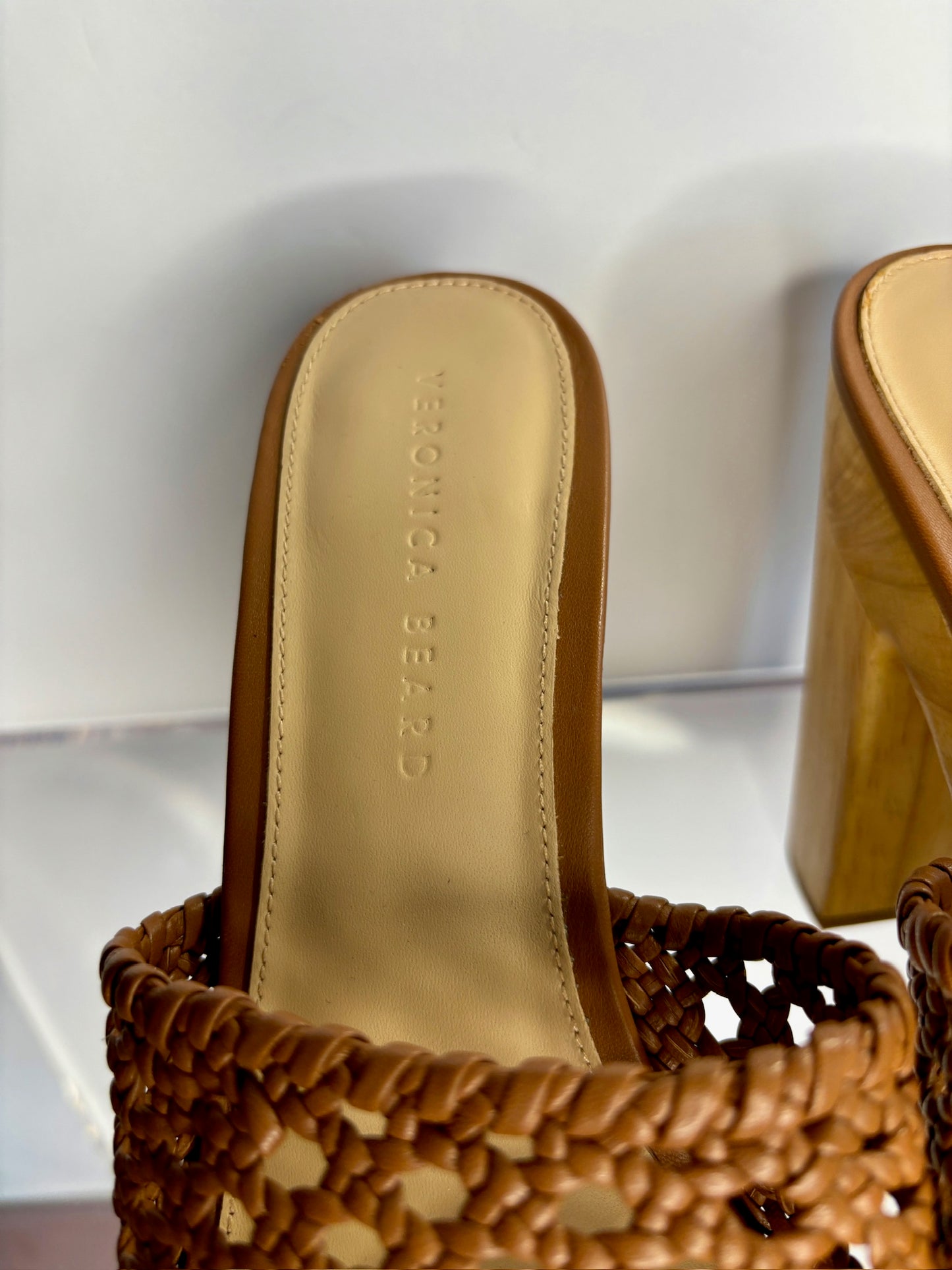 Veronica Beard plat heels brown 9.5