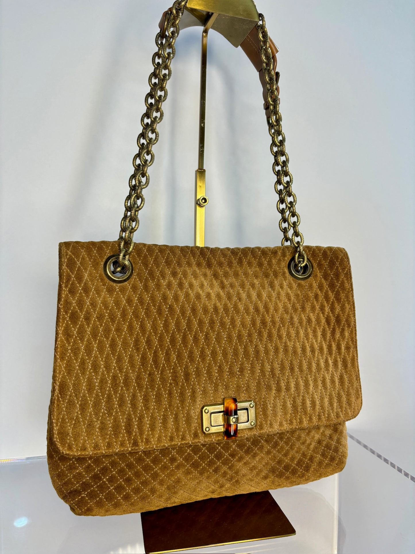 Lavin brown buckle bag