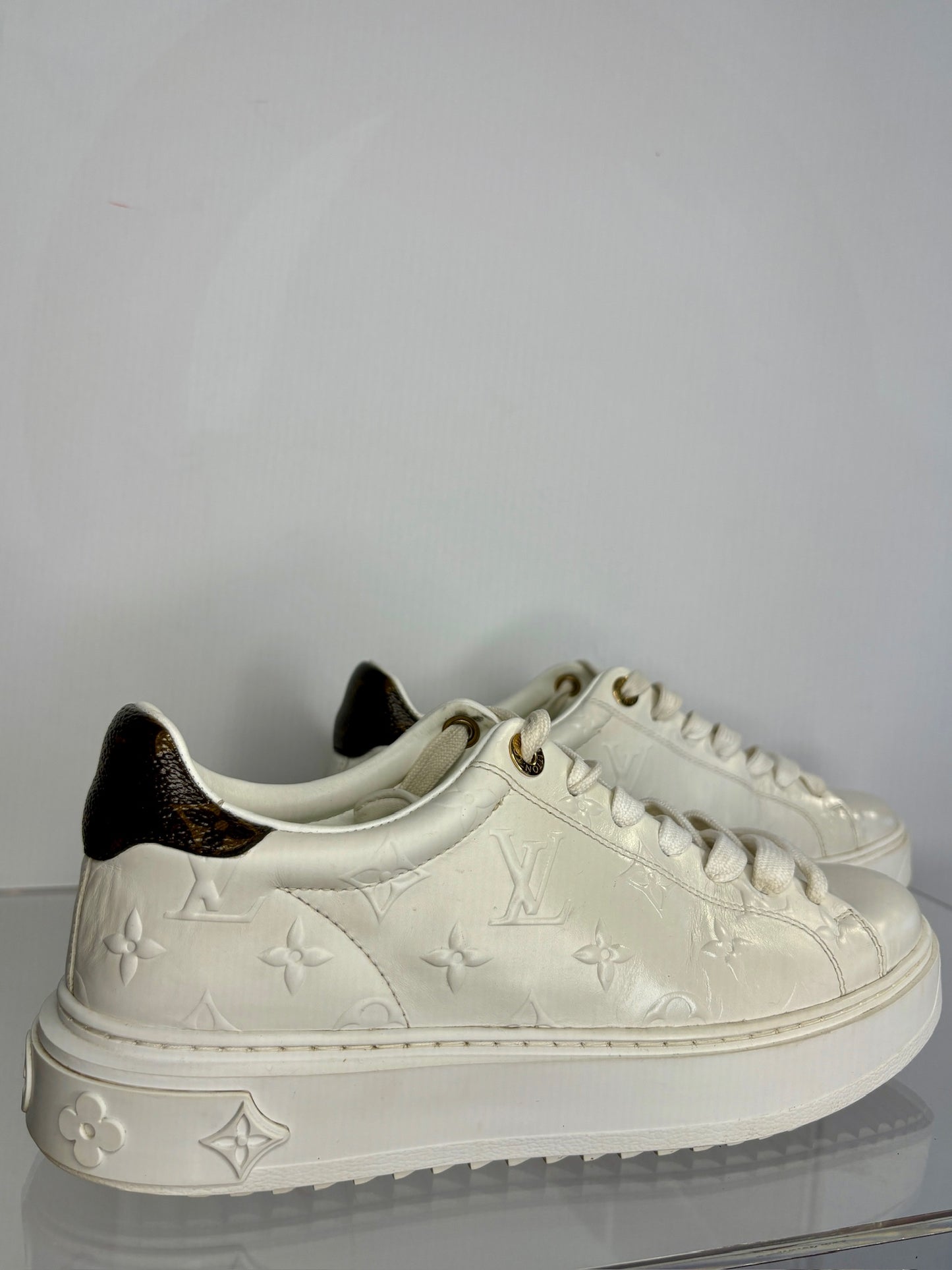 Louis Vuitton tennis white 39