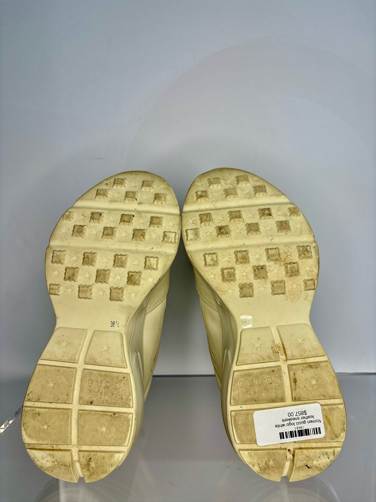 Women gucci logo white leather sneakers