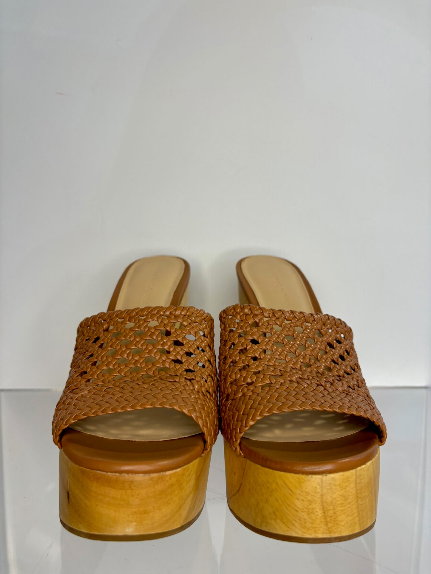Veronica Beard plat heels brown 9.5