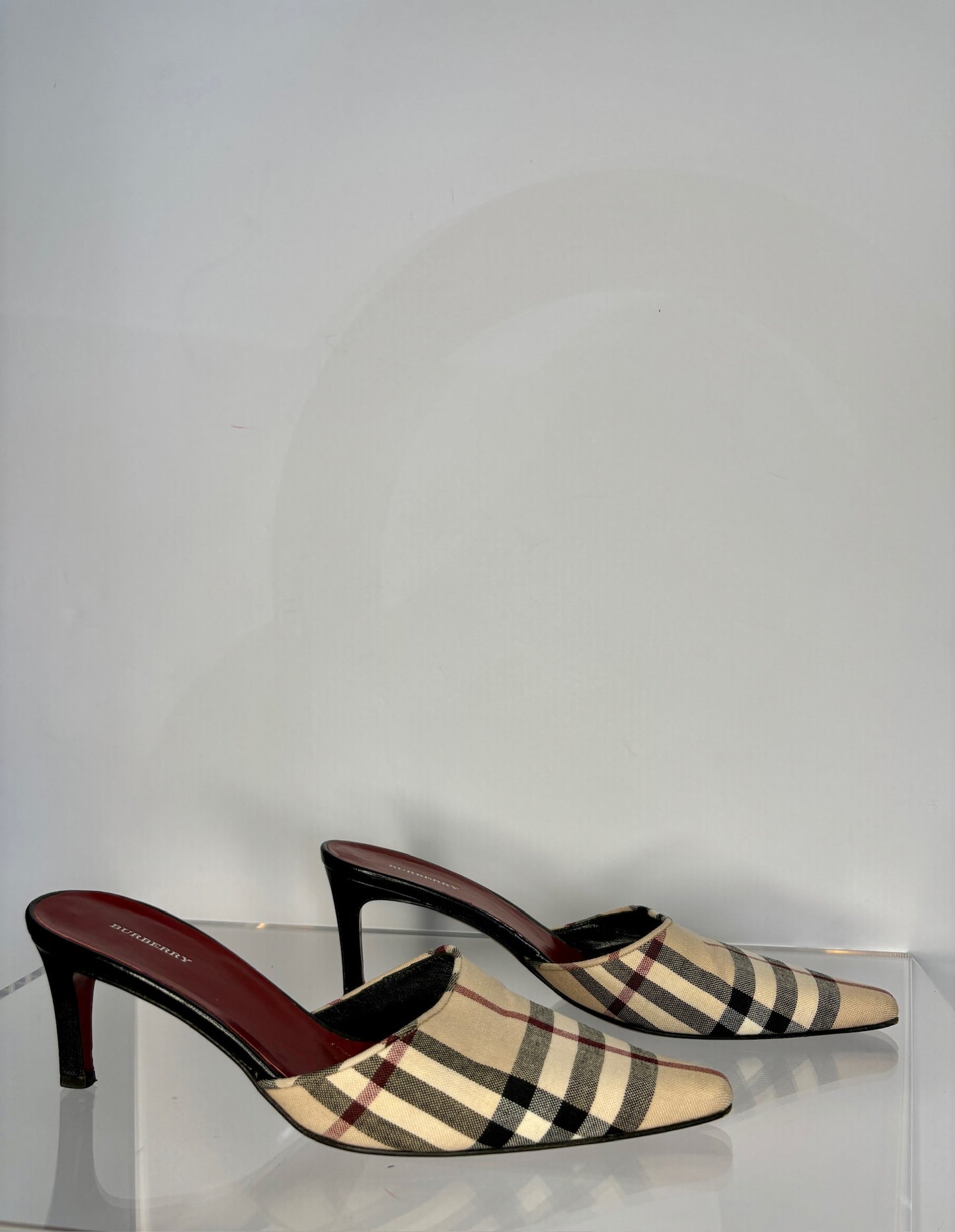 Burberry kitten slide plaid 38.5