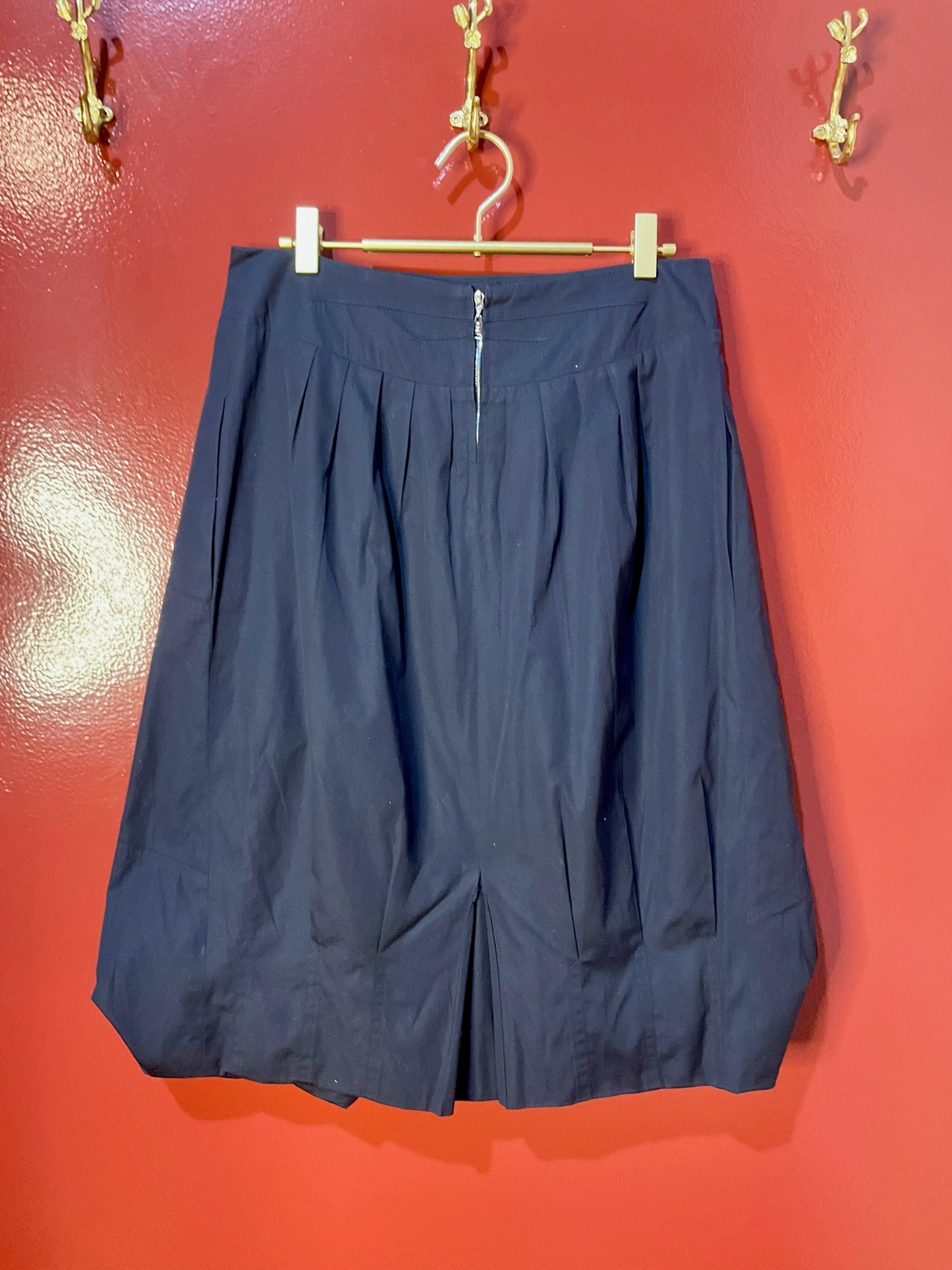 Louis Vuitton black skirt 42