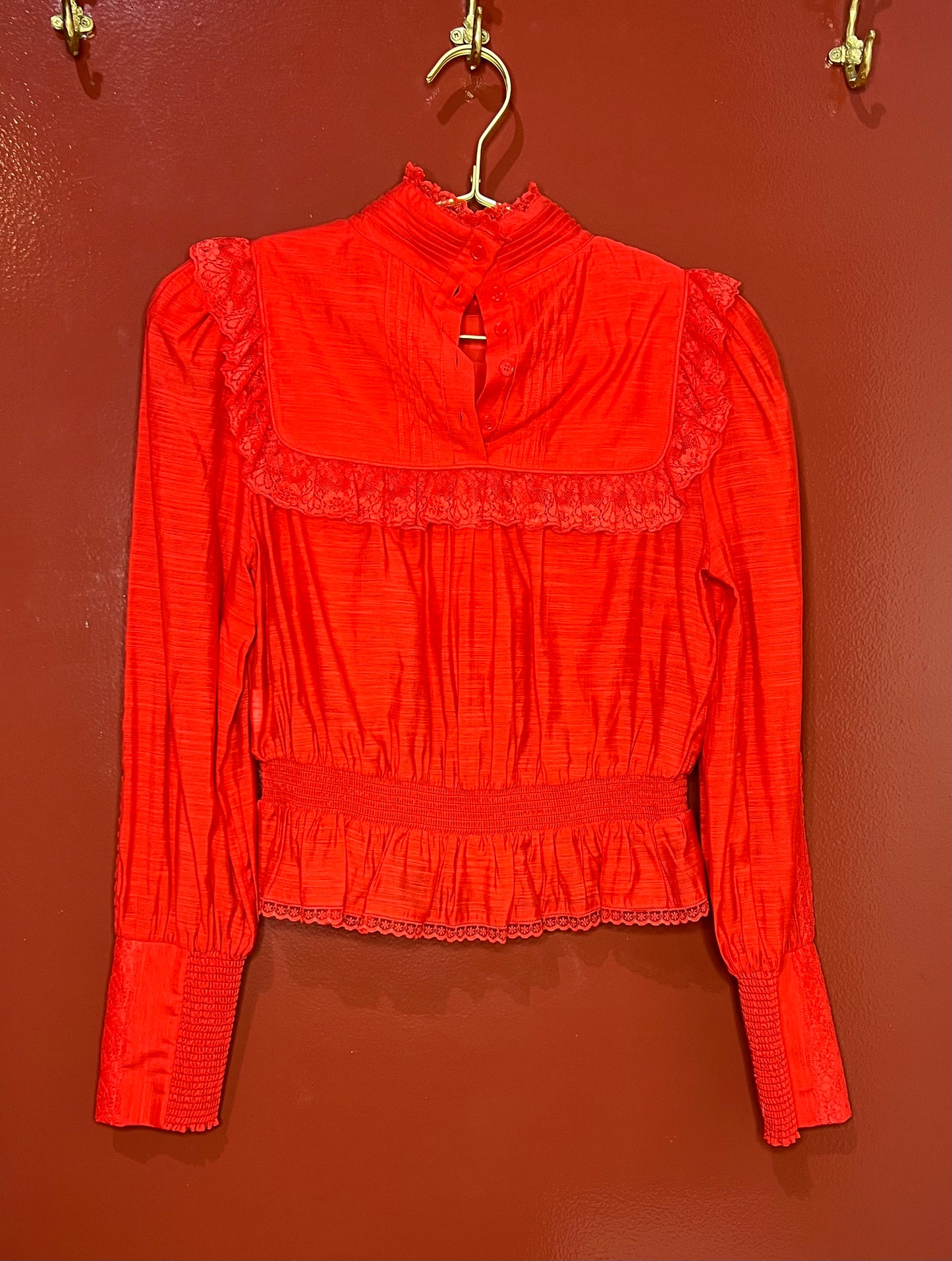 Hunter Bell Red Lace Trim Top L