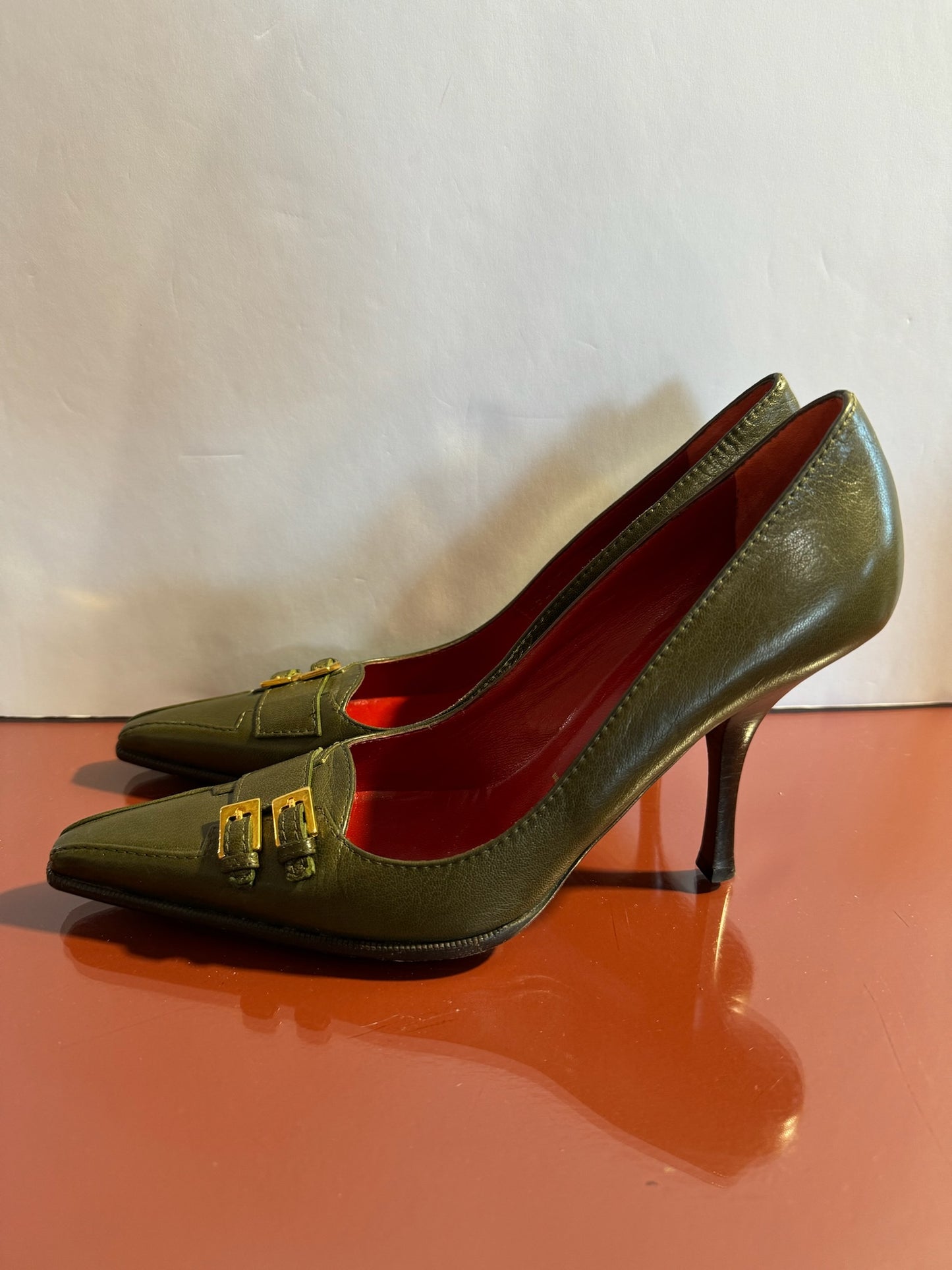 St John Green Pumps size 8