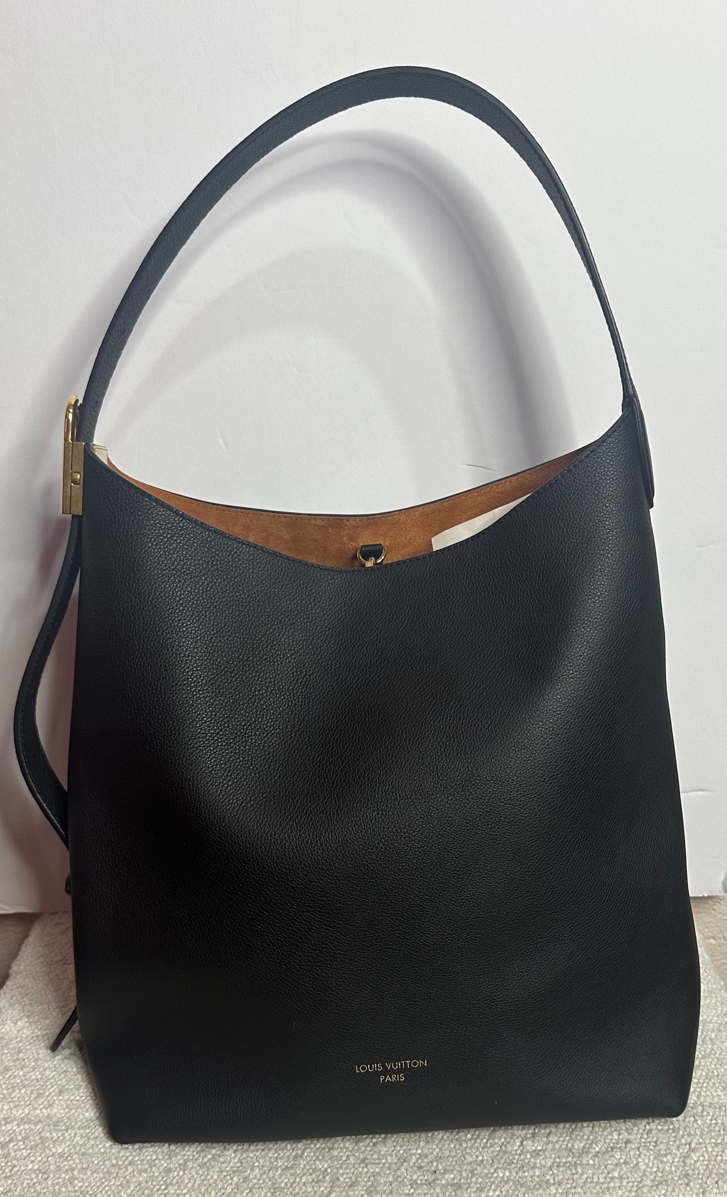Louis Vuitton Low Key Hobo MM Black leather
