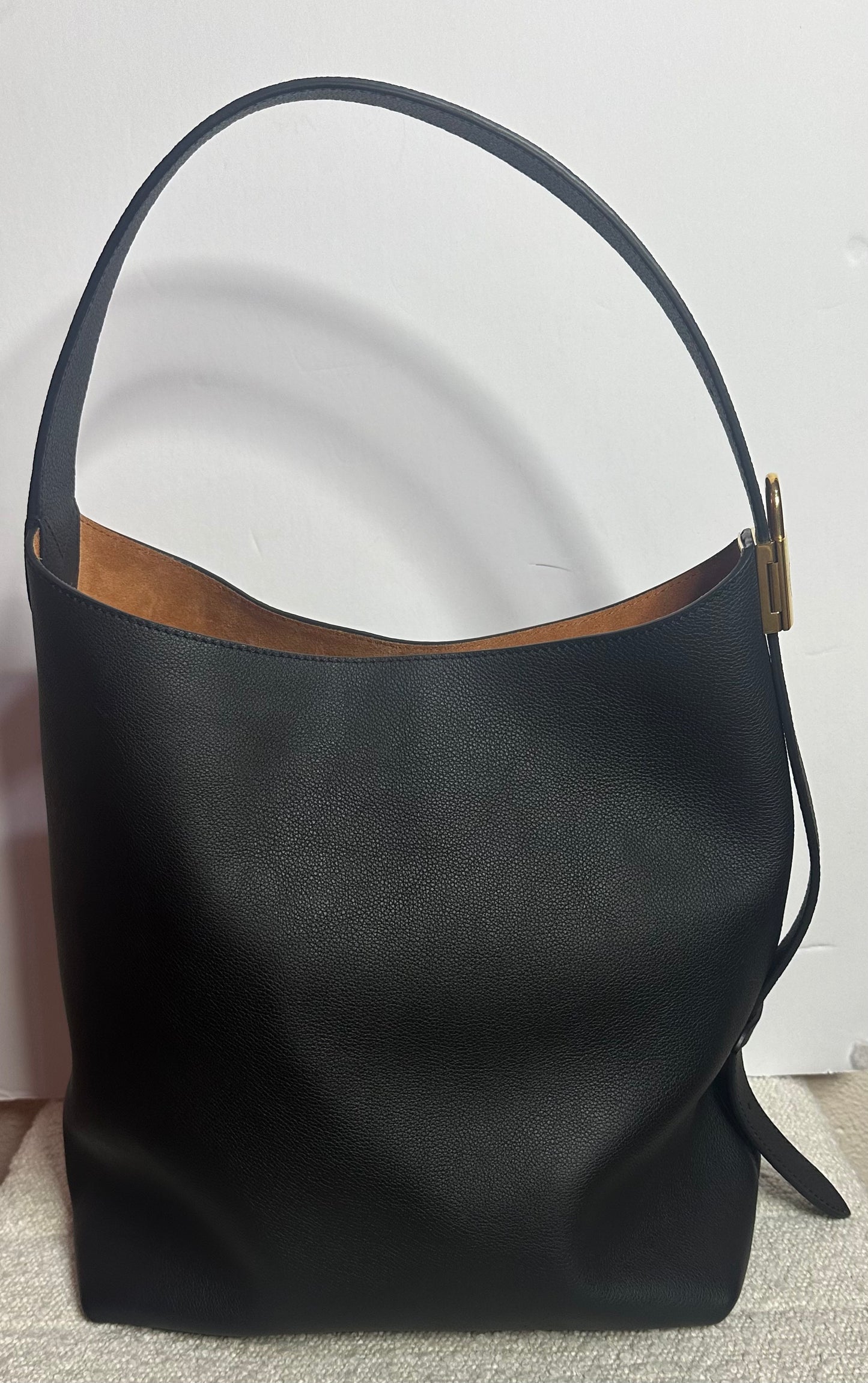 Louis Vuitton Low Key Hobo MM Black leather