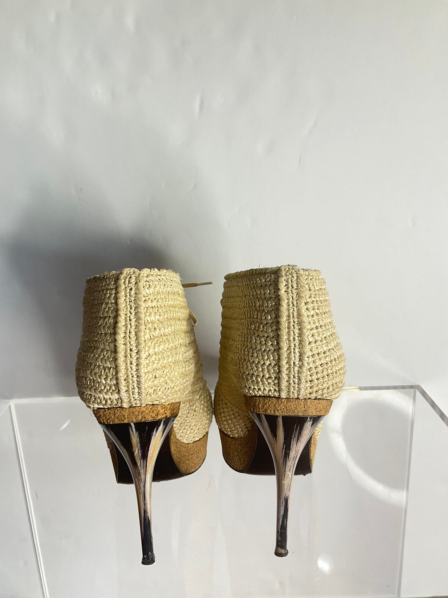 Burberry Rafa Lace Up Heel 39
