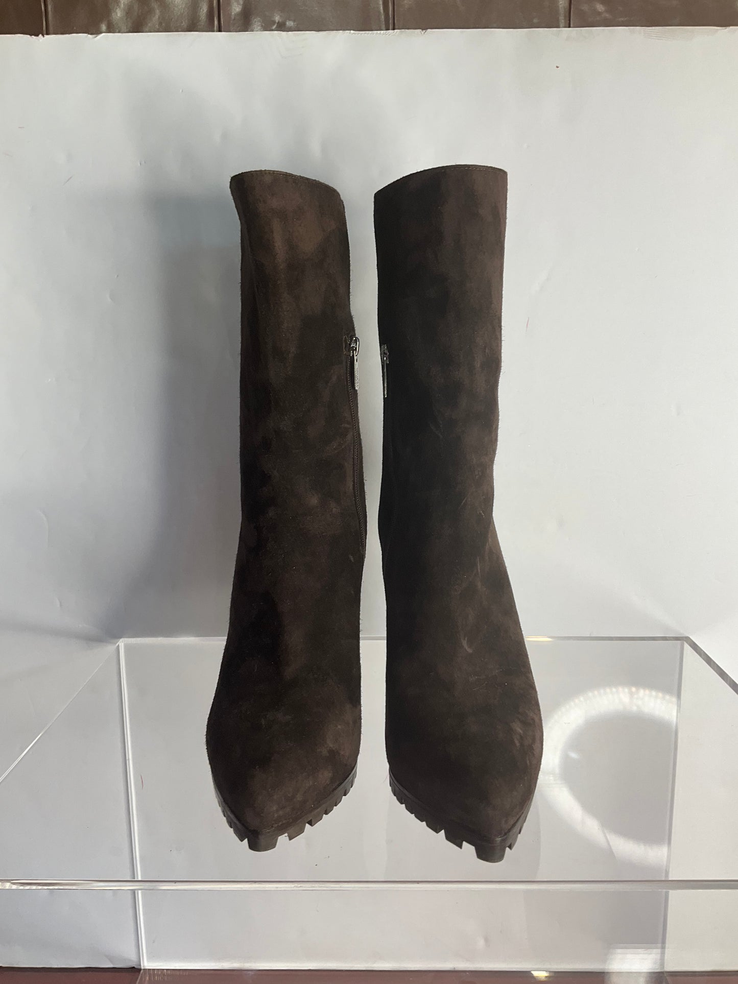 LeSilla Chocolate Brown Suede Boots size 39