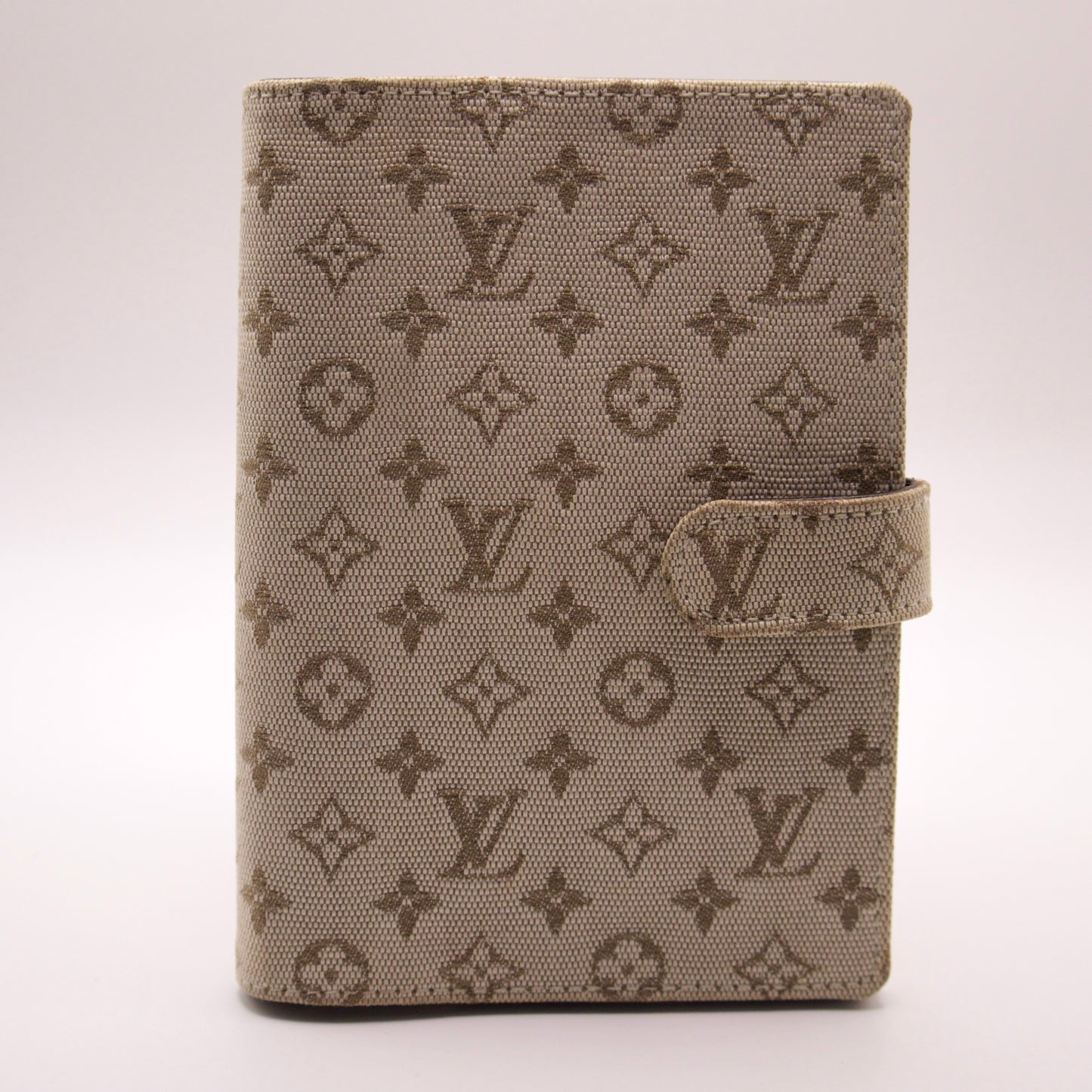 Louis Vuitton agenda