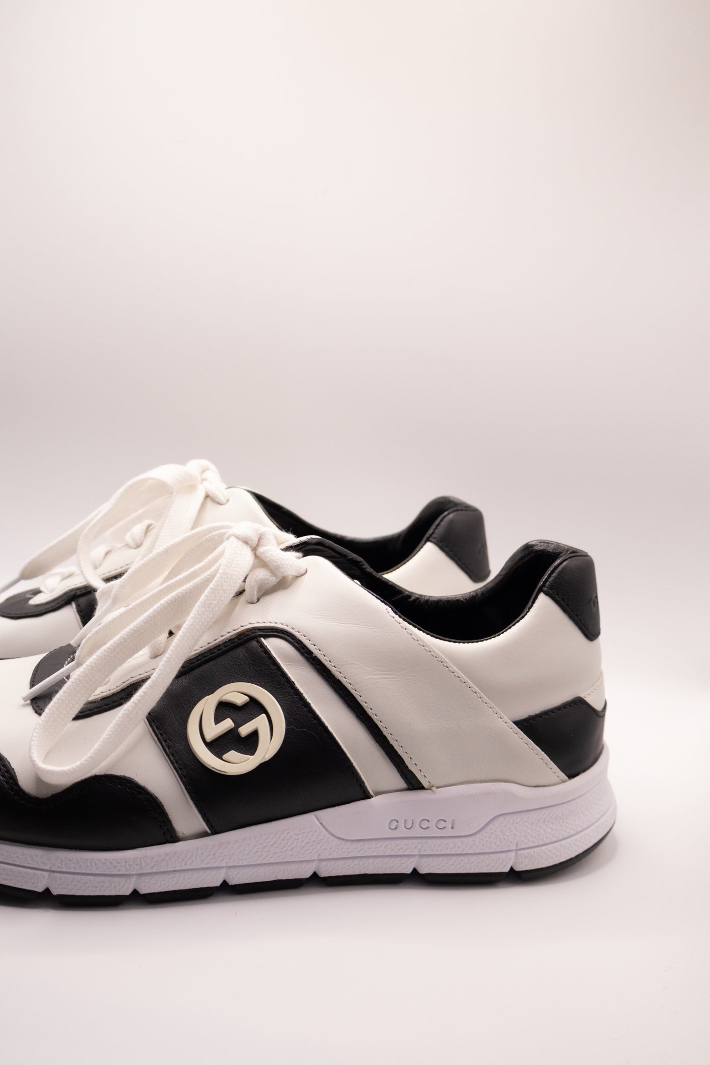 Gucci Black/White Sneakers 38 1/2