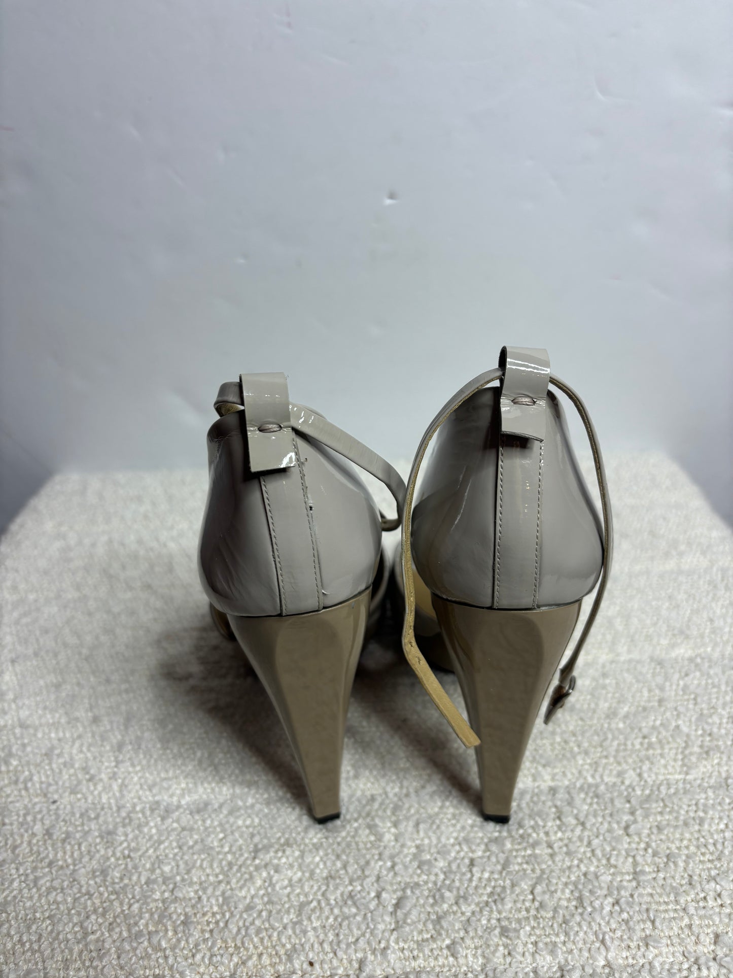 Chloe Patent Beige Sandals