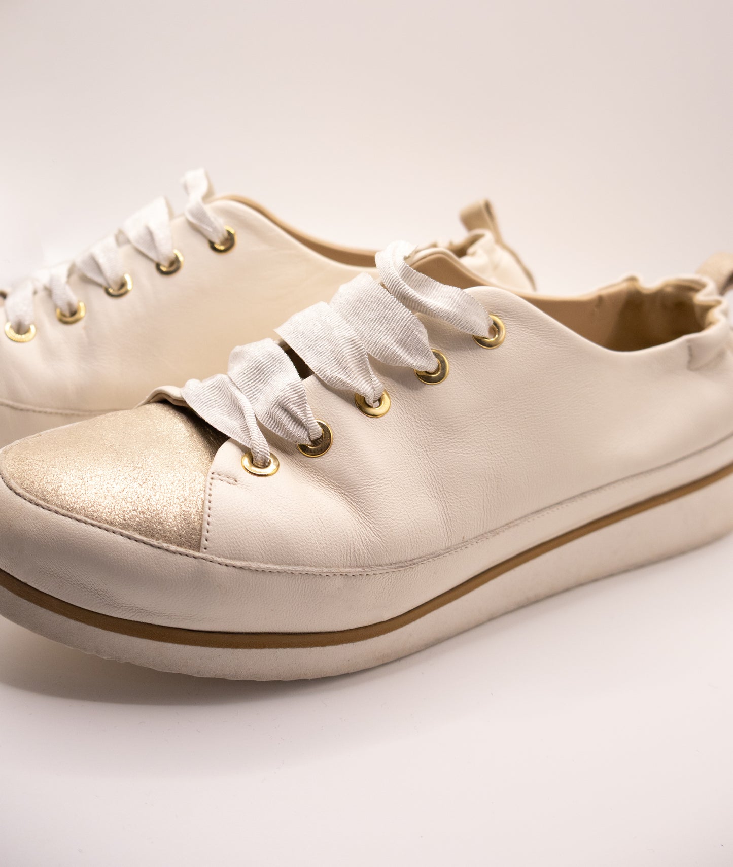 Ron White Beige Sneakers 37.5