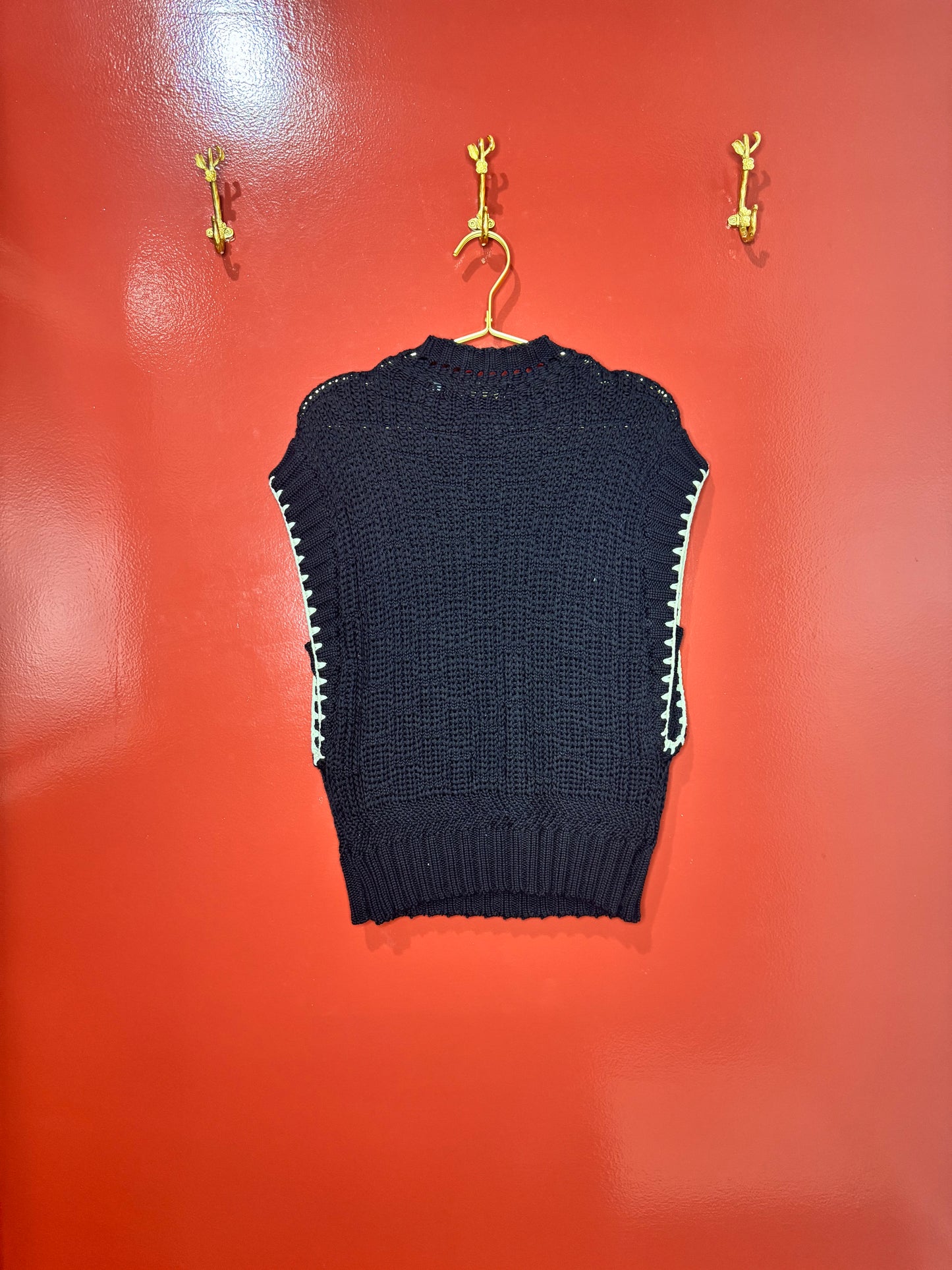 Bishop + Young Black & Cream Trim Sweater M