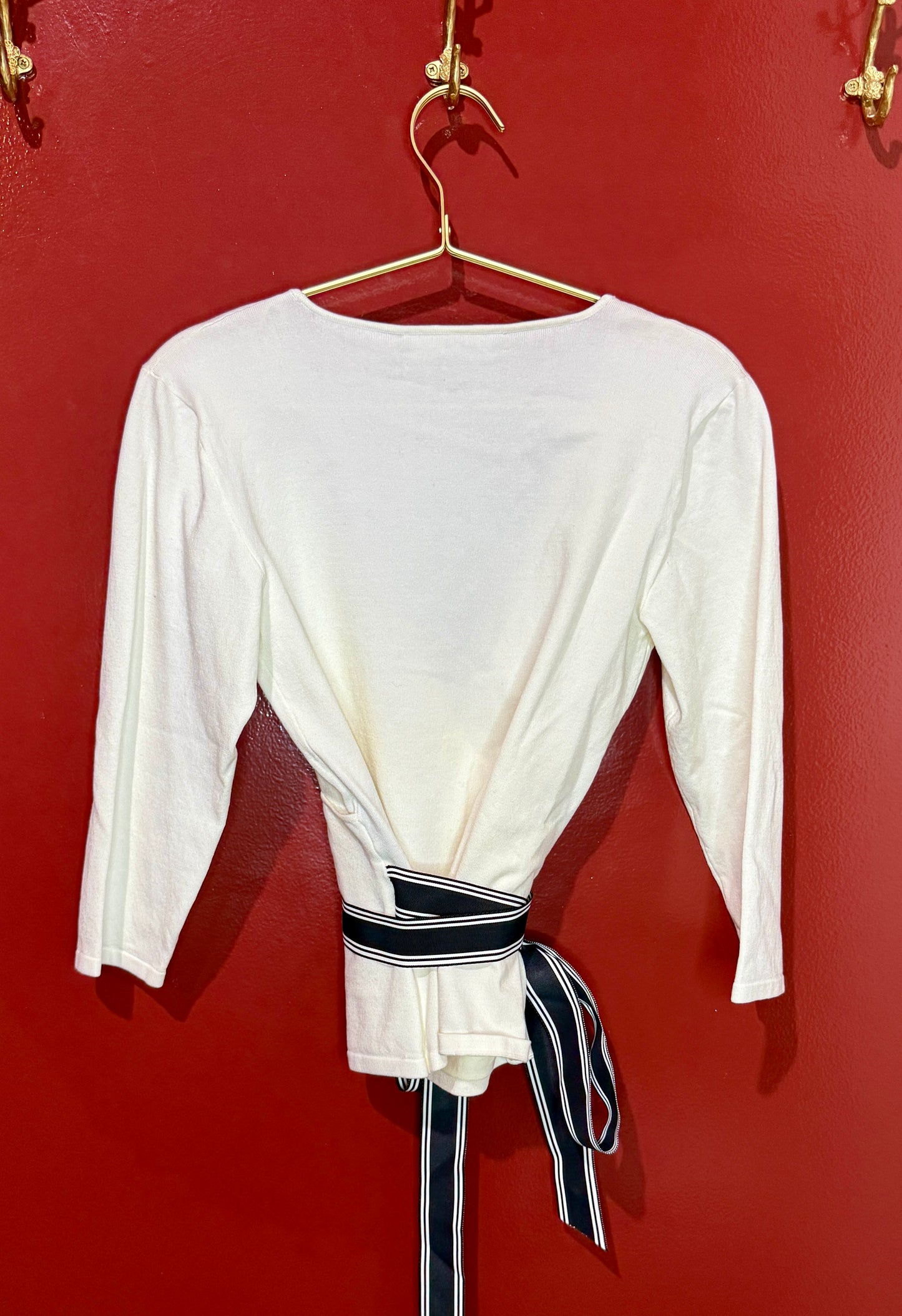 Ralph Lauren Black label V-Neck White/Black Tie Crop Top L