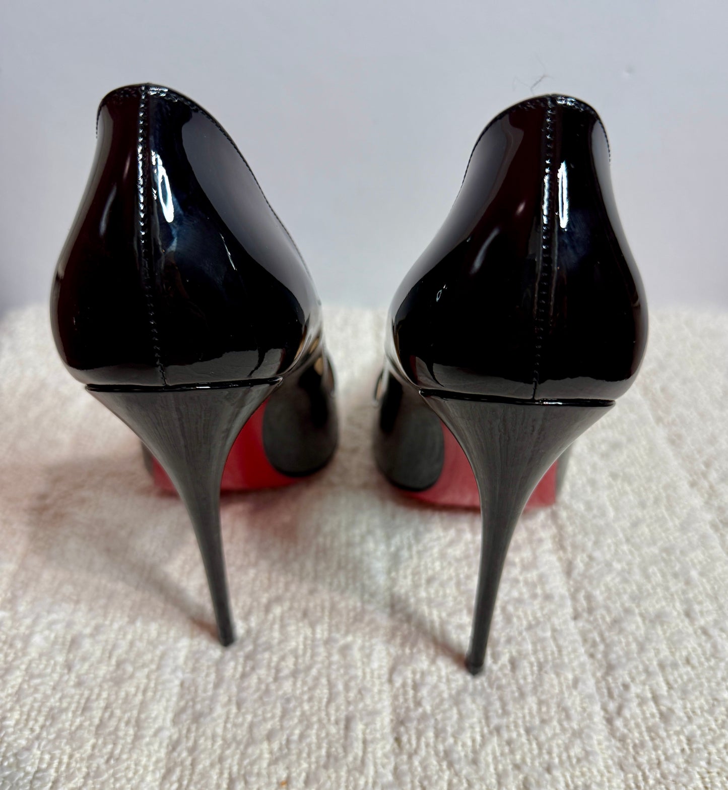 Christian Louboutin So Kate Black Patent Heels 39.5