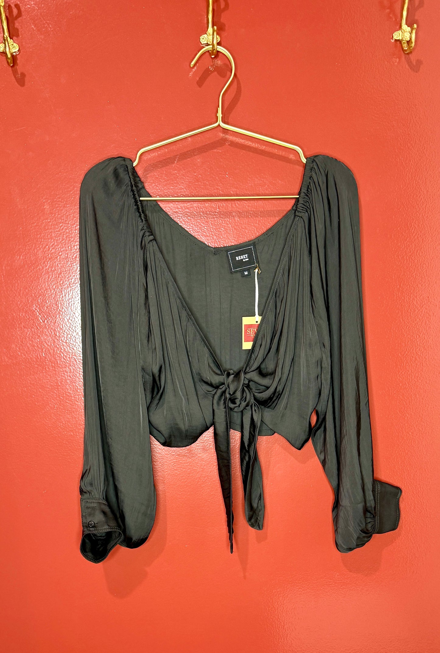Reset by Jane Long Sleeve Crop Black Top M