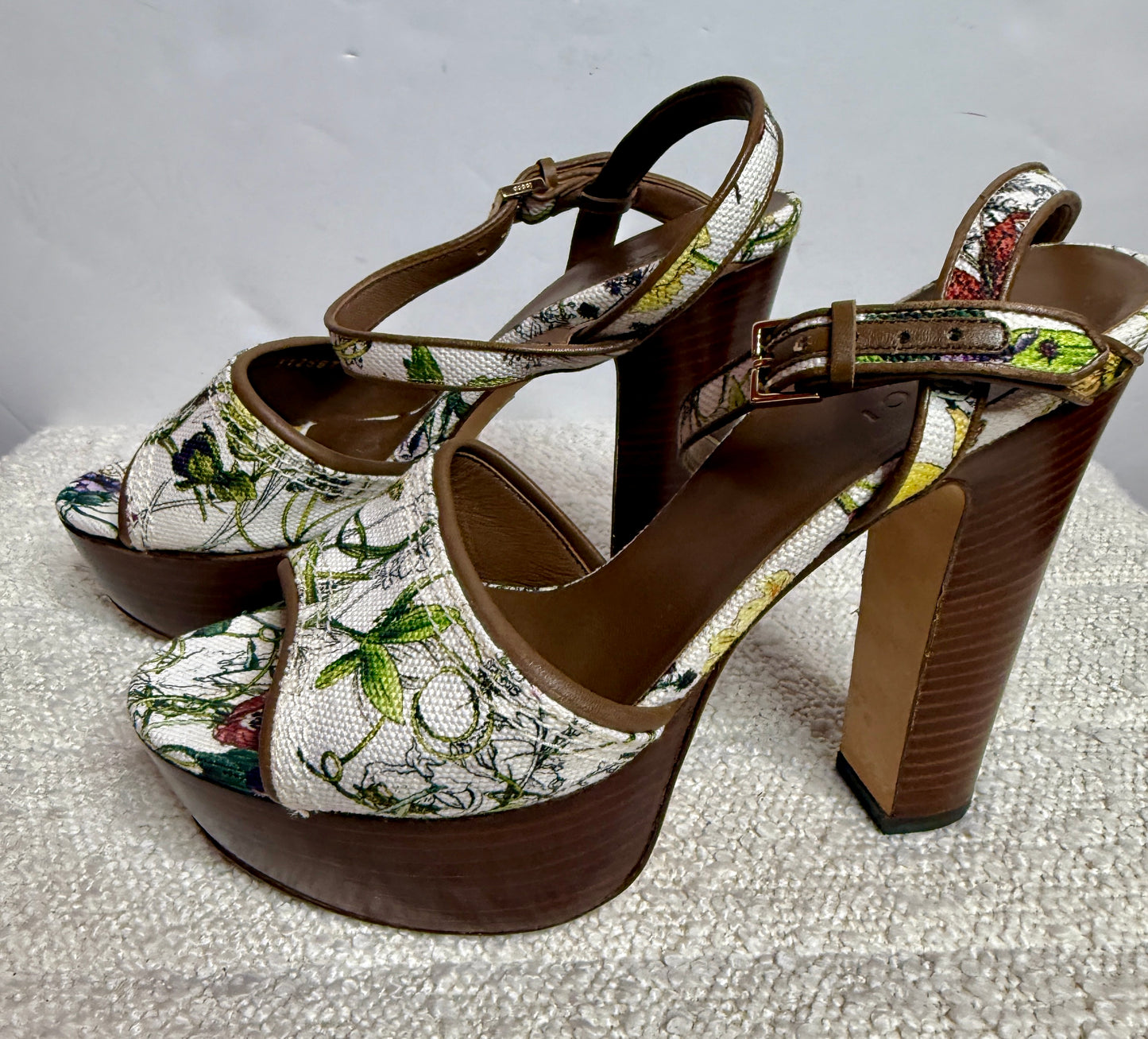 Gucci Floral Heels 36
