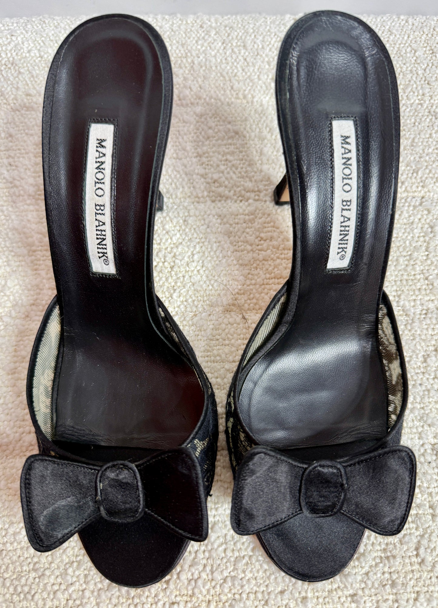 Monolo Blahnik Black Lace Bow Heels 38
