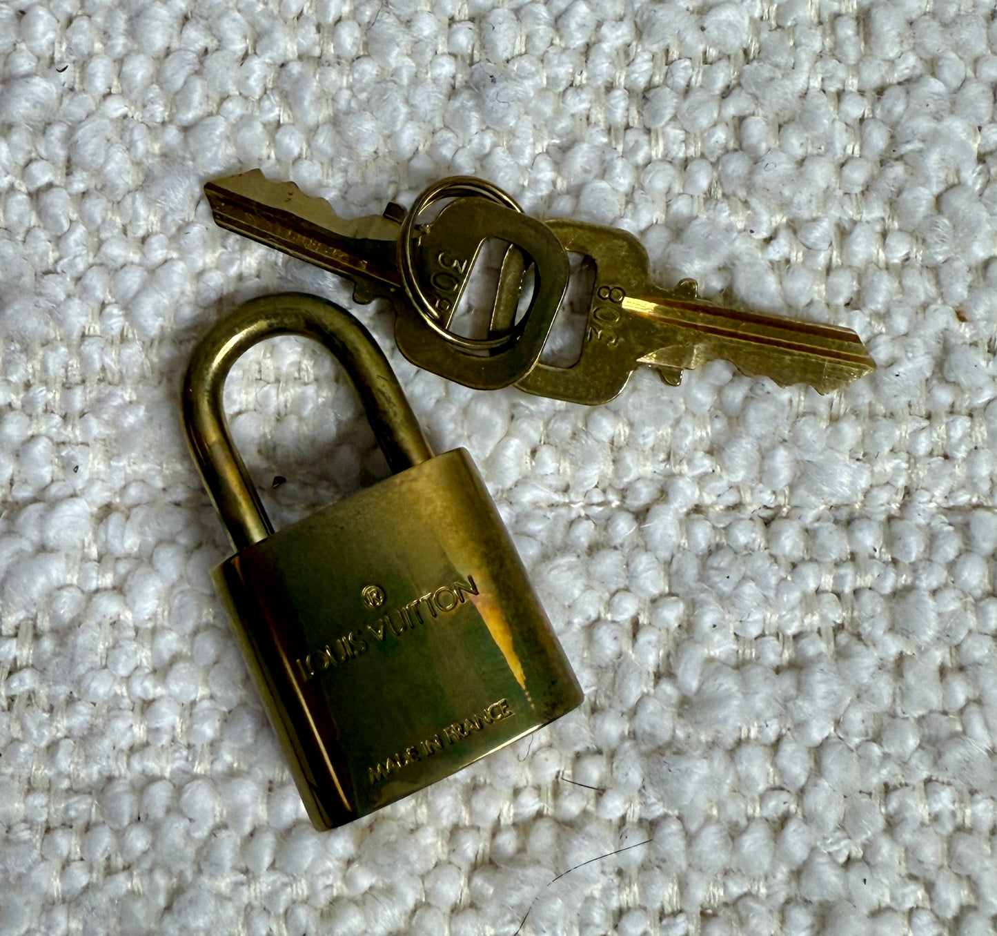 Louis Vuitton Key/Lock Speedy