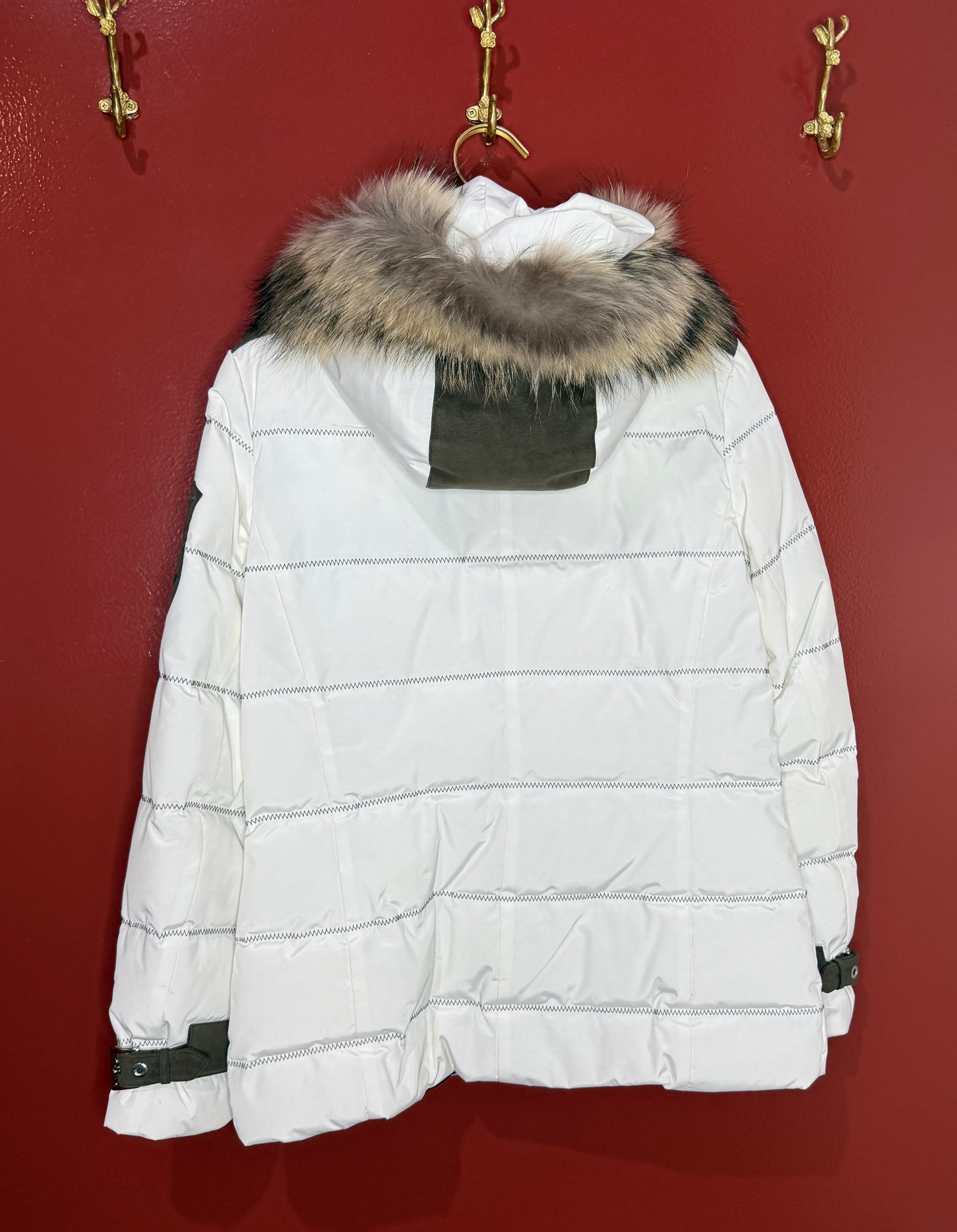 Miller Hooded White Ski Jacket with Fur Trim S