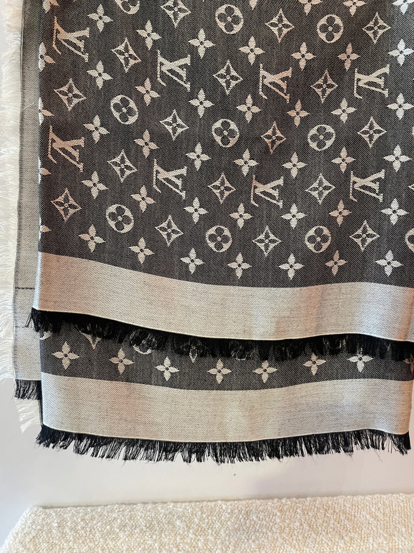 Louis Vuitton Cha'le Monogram Shine Stole