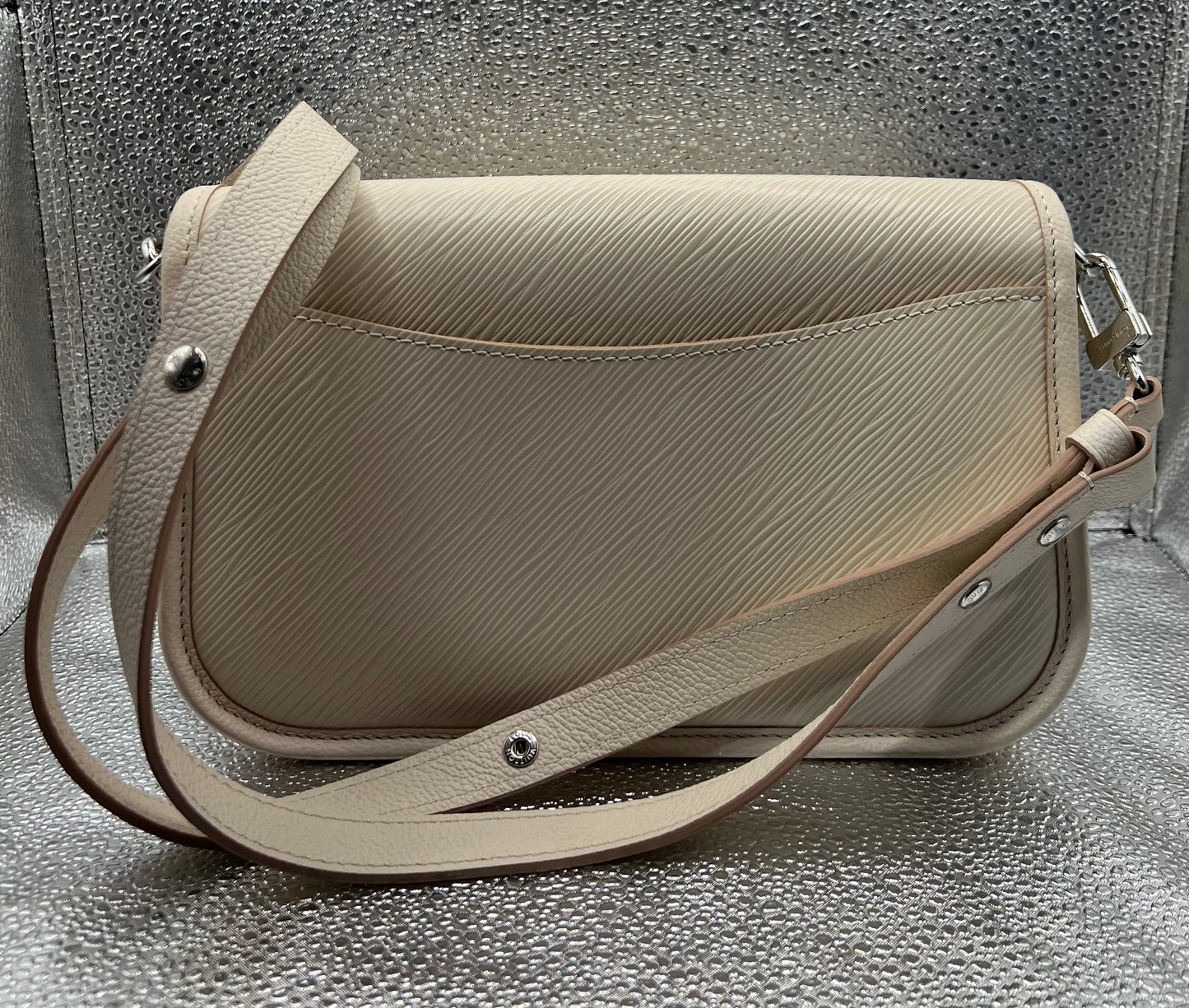 Louis Vuitton Buci Epi Cream Bag