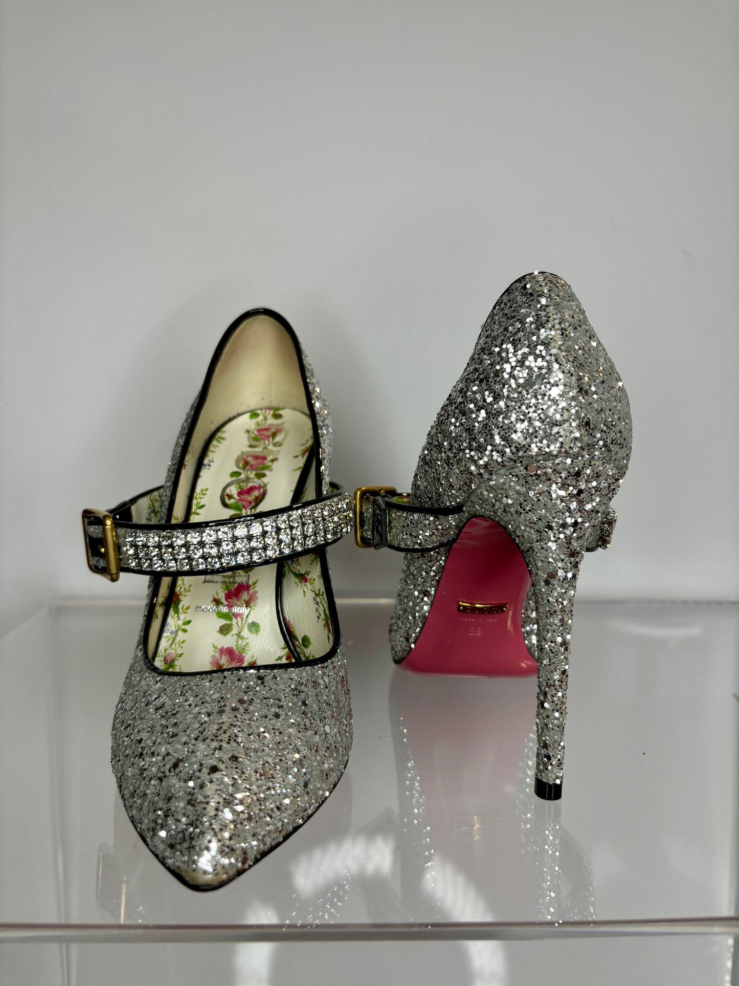 Gucci Silver Sequins Mary Jane Heels Size 39