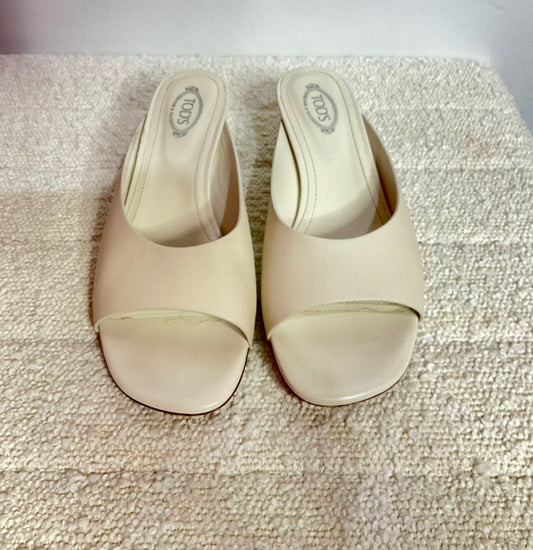 Tods White Kitten Heal 37.5