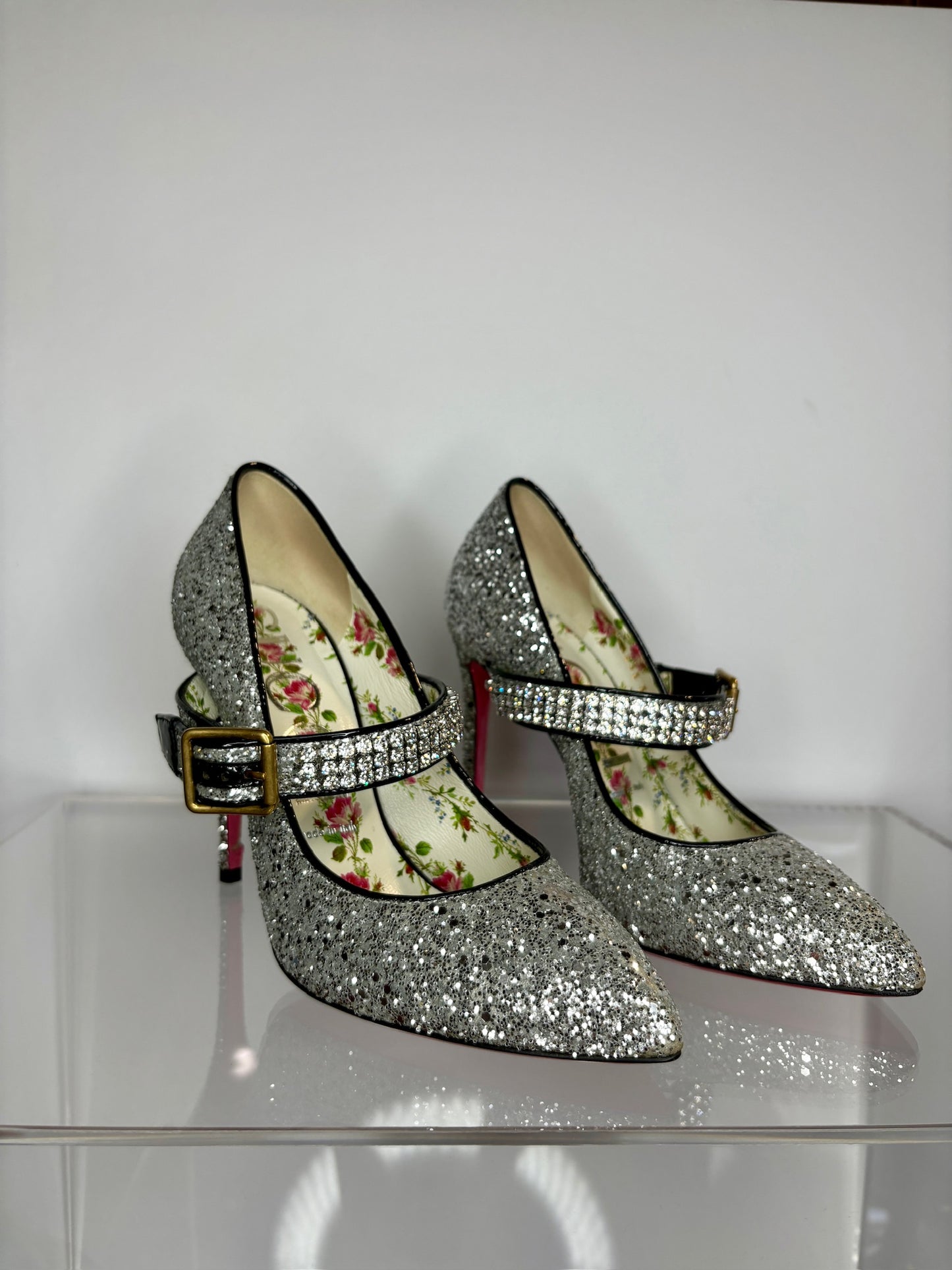 Gucci Silver Sequins Mary Jane Heels Size 39