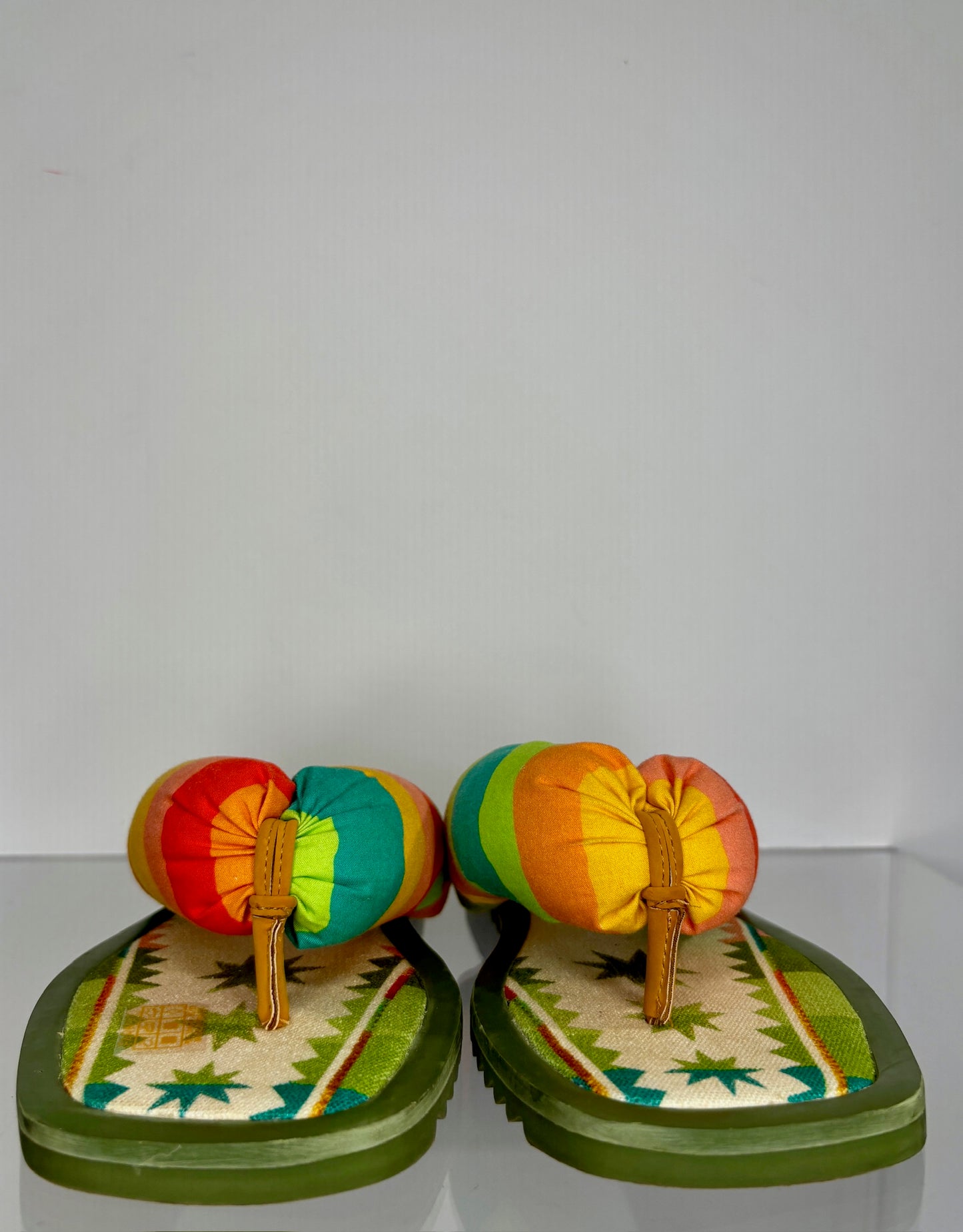 Farm Rio flip flop rainbow 8