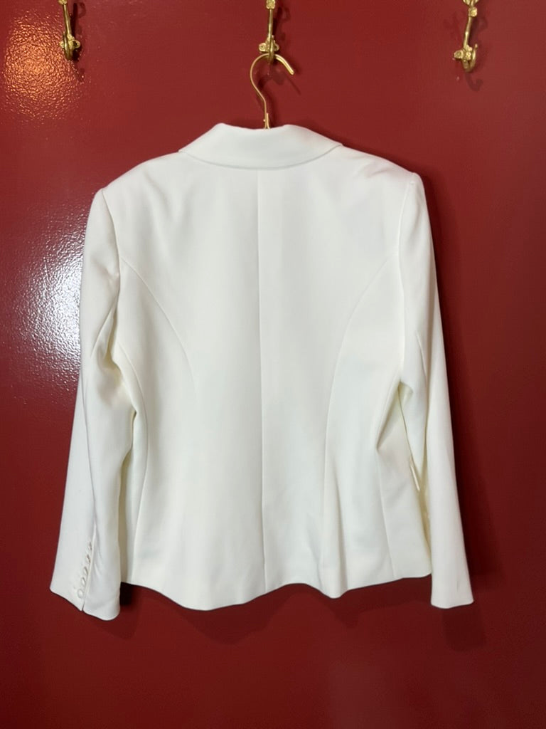 L'Agence White Blazer 14