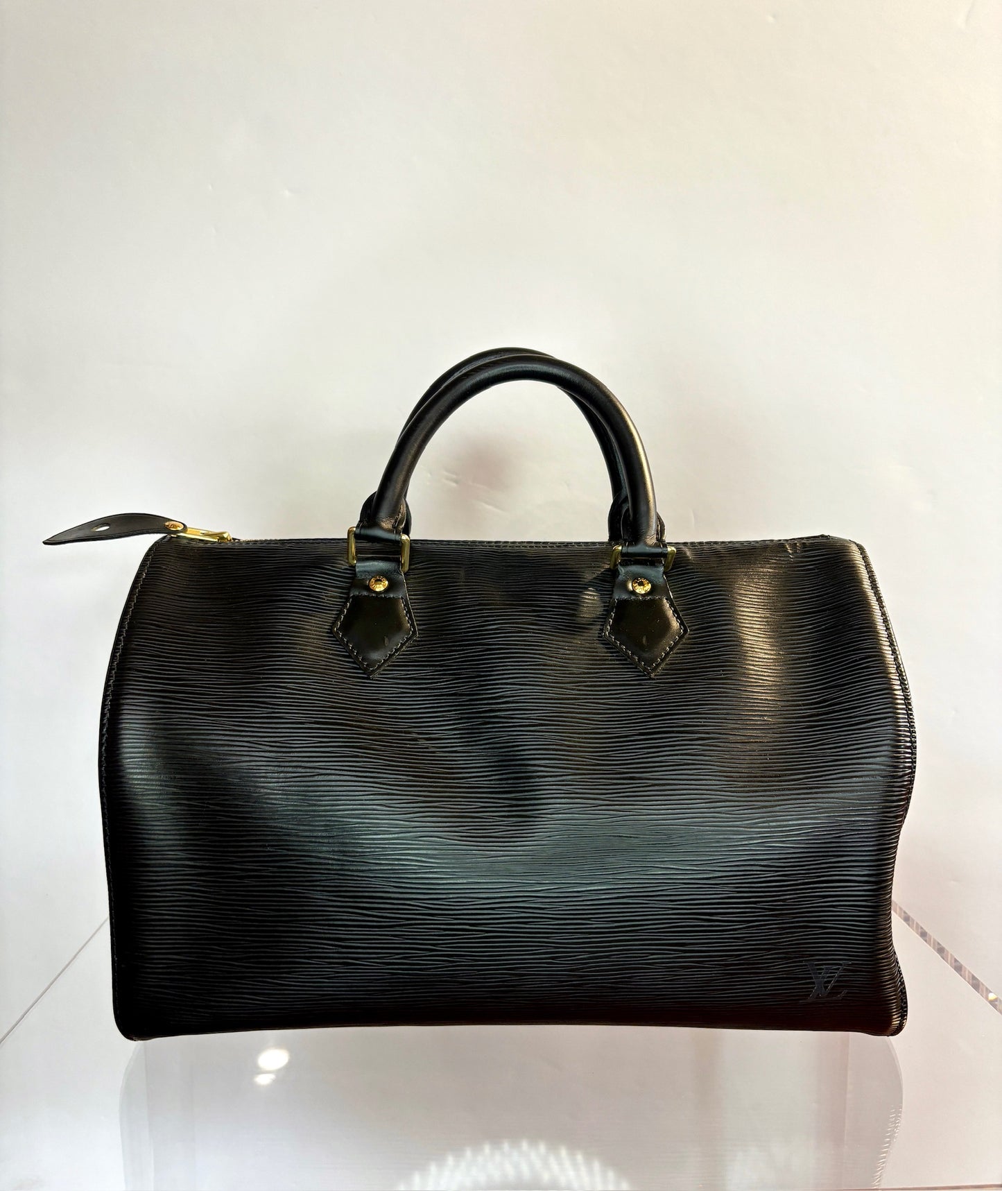 Louis Vuitton Epi Black 30