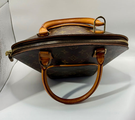 Louis Vuitton Ellipse Handbag