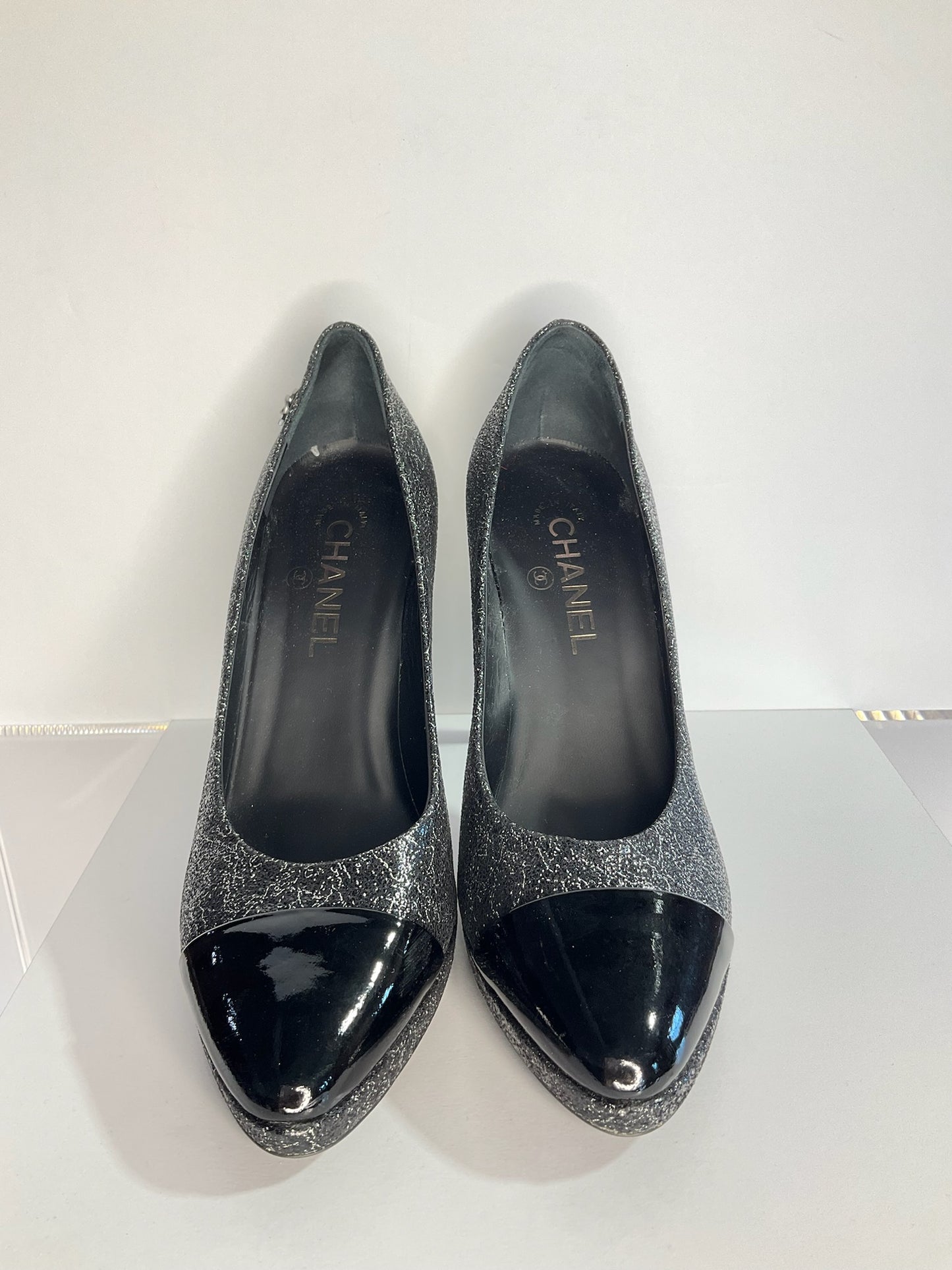 Chanel Interlocking CC Metallic Pump 40