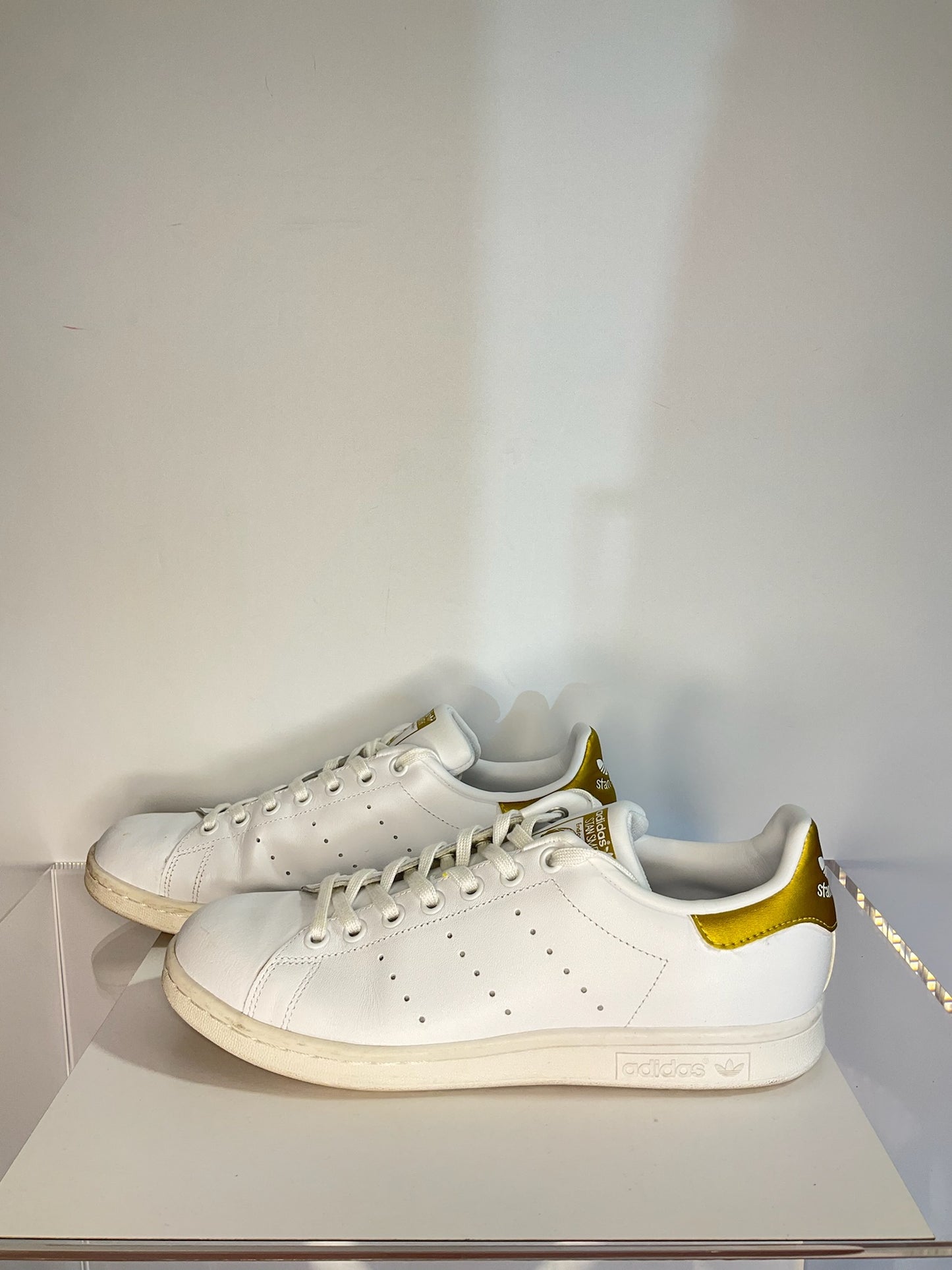 Adidas White/Gold Sneaker Stan Smith 7