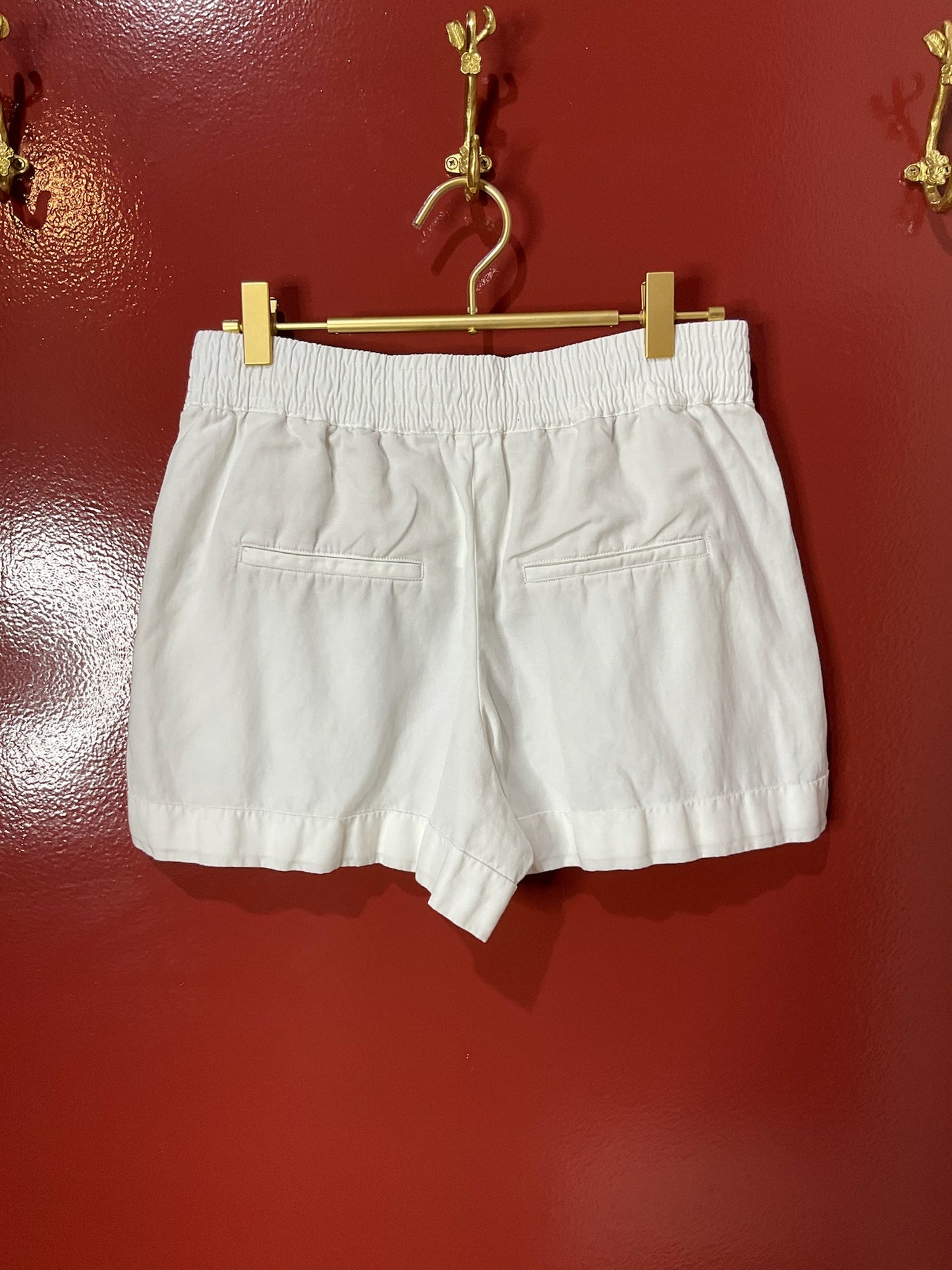 Alice and Olivia White Shorts 26