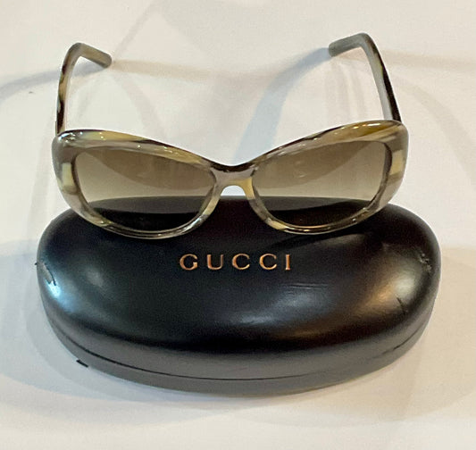 Gucci Tor. Shell Sunglasses