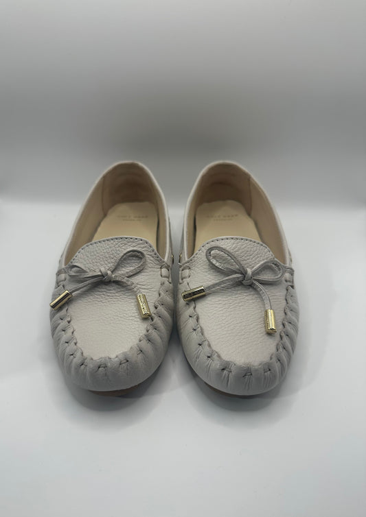 Cole Haan Cream Loafer 6 1/2