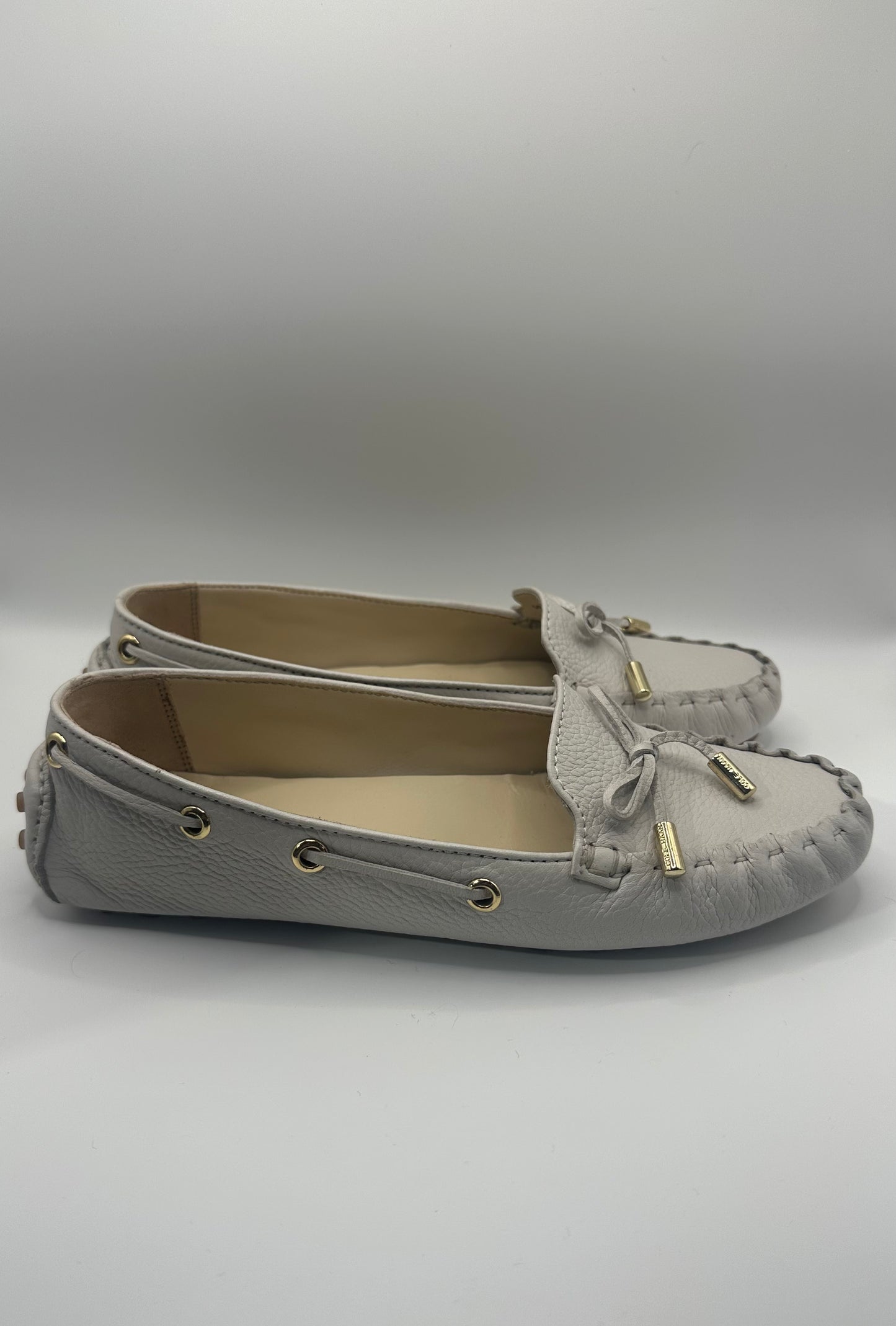 Cole Haan Cream Loafer 6 1/2