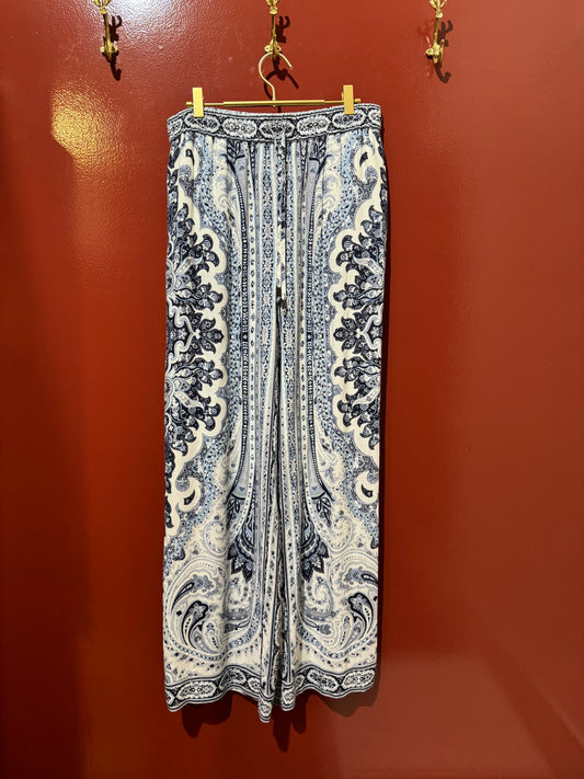 Alice+Olivia Blue Pattern Pants 10