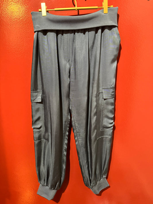 Cinqe de Sept Grey/Blue Silk Pants Large