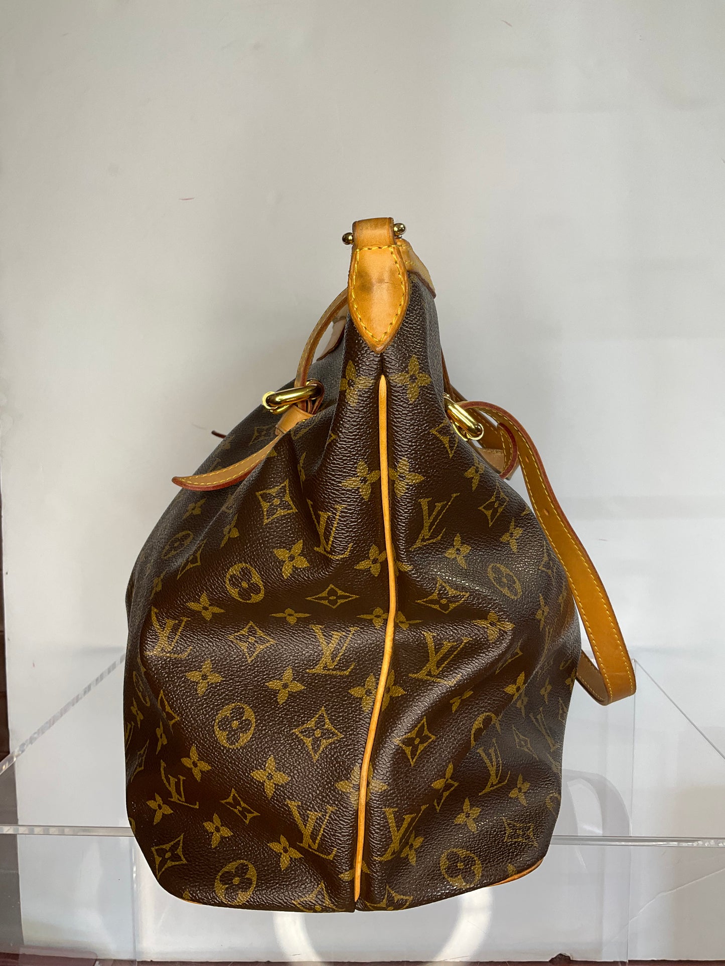 Louis Vuitton MM Palermo