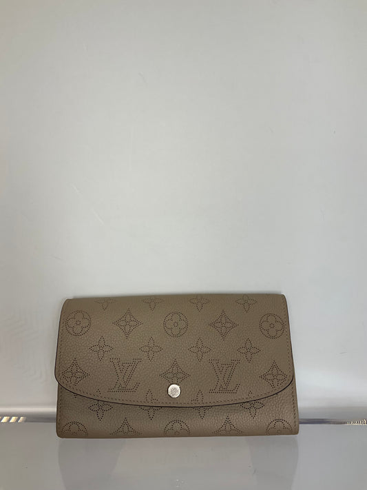 Louis Vuitton Mahina Portefeuille Long Wallet