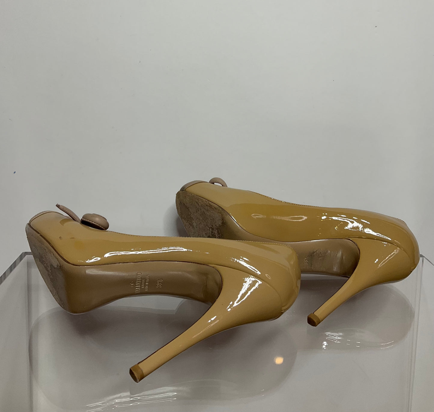 Valentino Bow Beige Heels 39.5