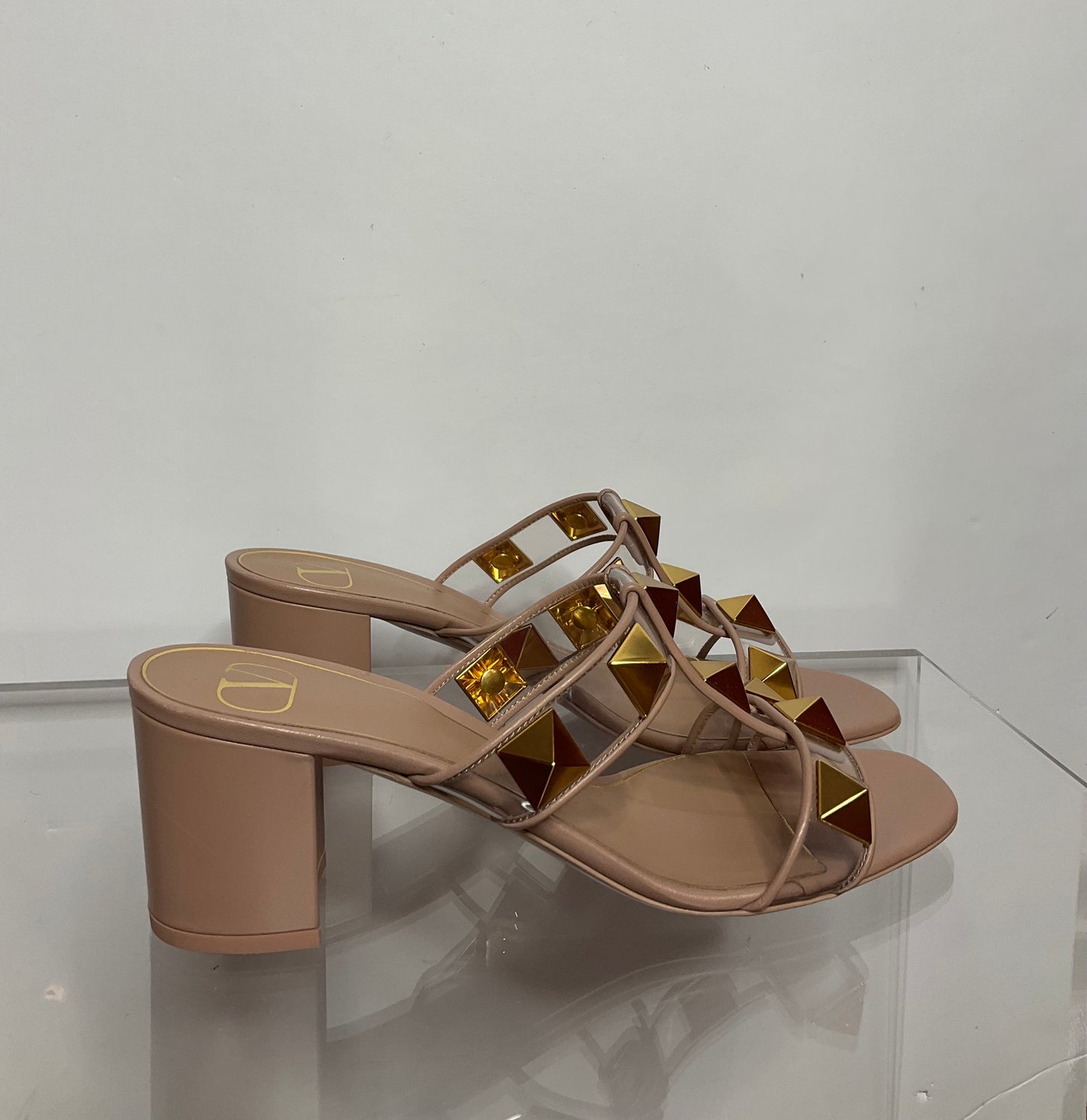 Nude Valentino Roman Stud Wedges 38