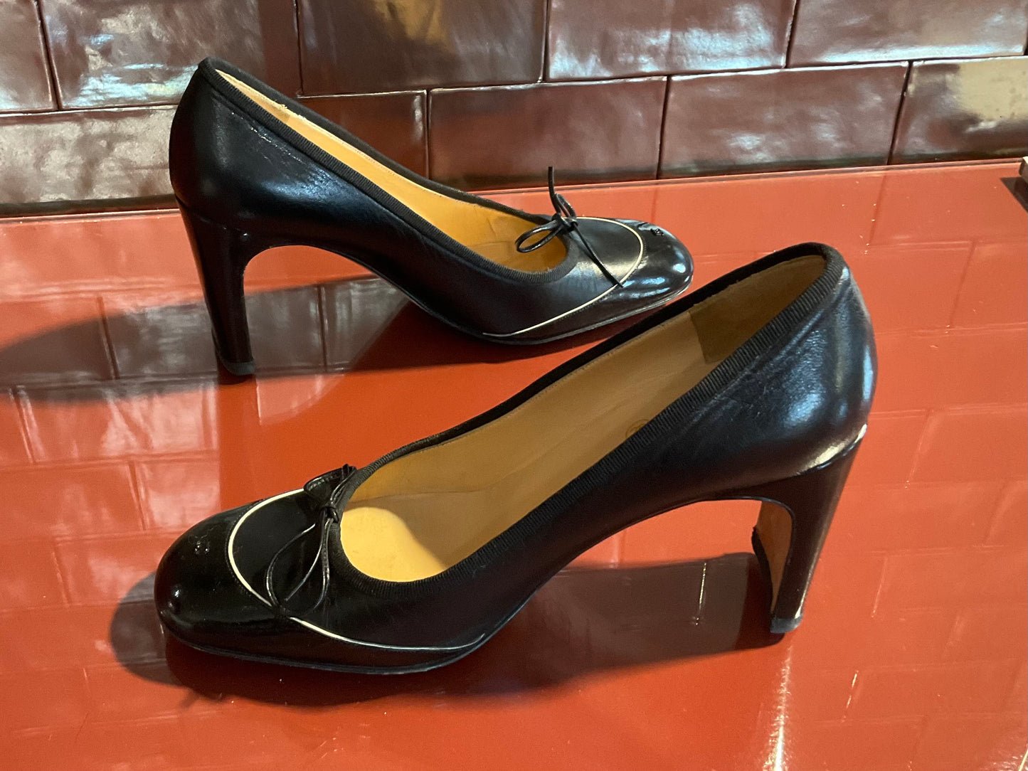 Chanel Classic Pump Black 38