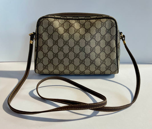 Gucci Vintage GG Supreme Shoulder Bag