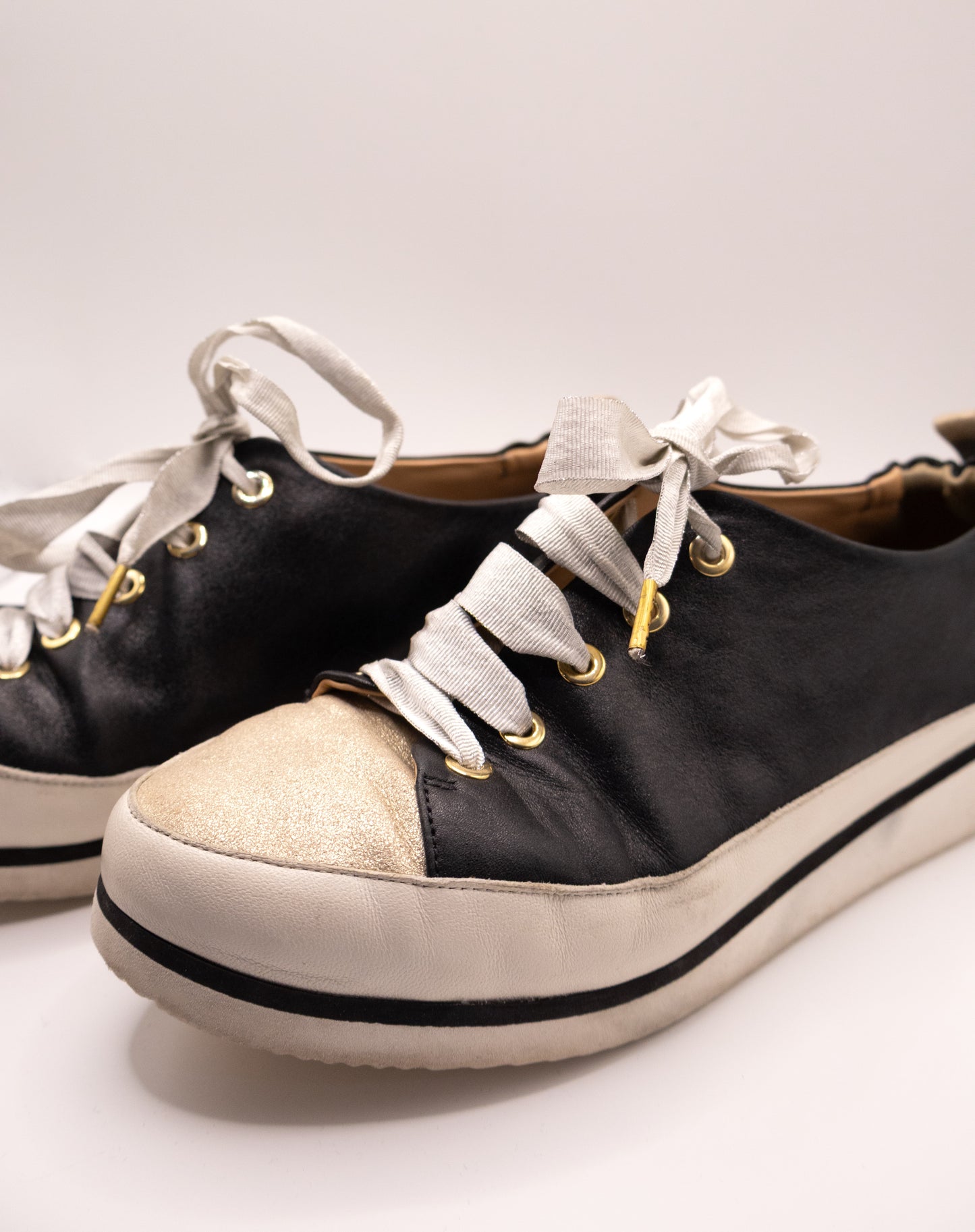 Ron White Black/Gold Sneakers 37.5